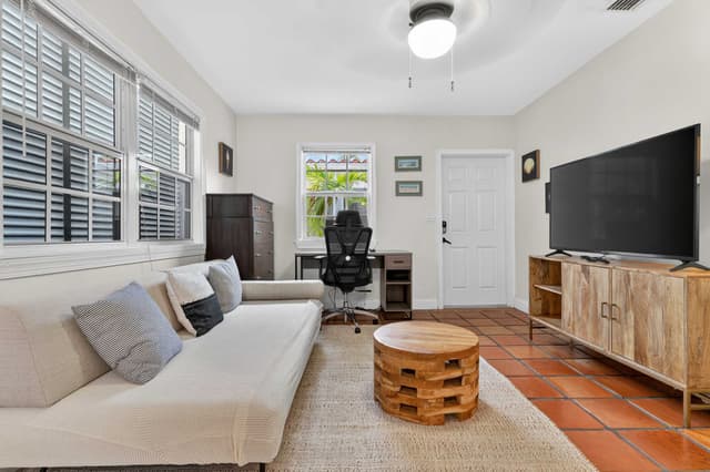 Image of Living space #2