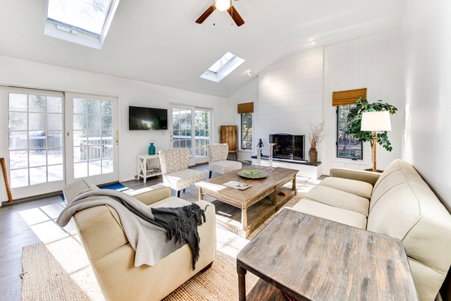 Image of Living space #1