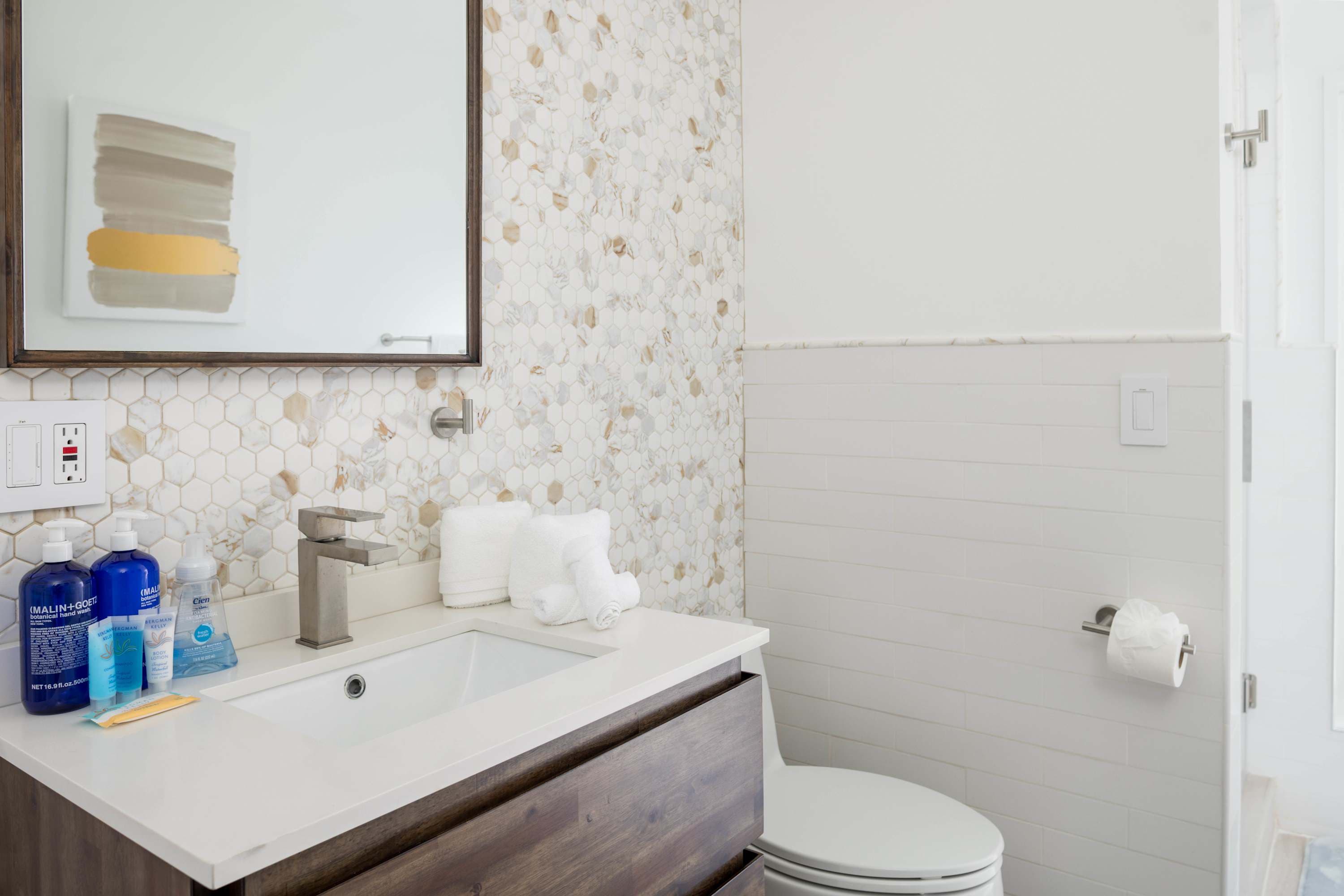 Tanners Villa | Westhampton | Serene Pool & Sauna Escape photo 16