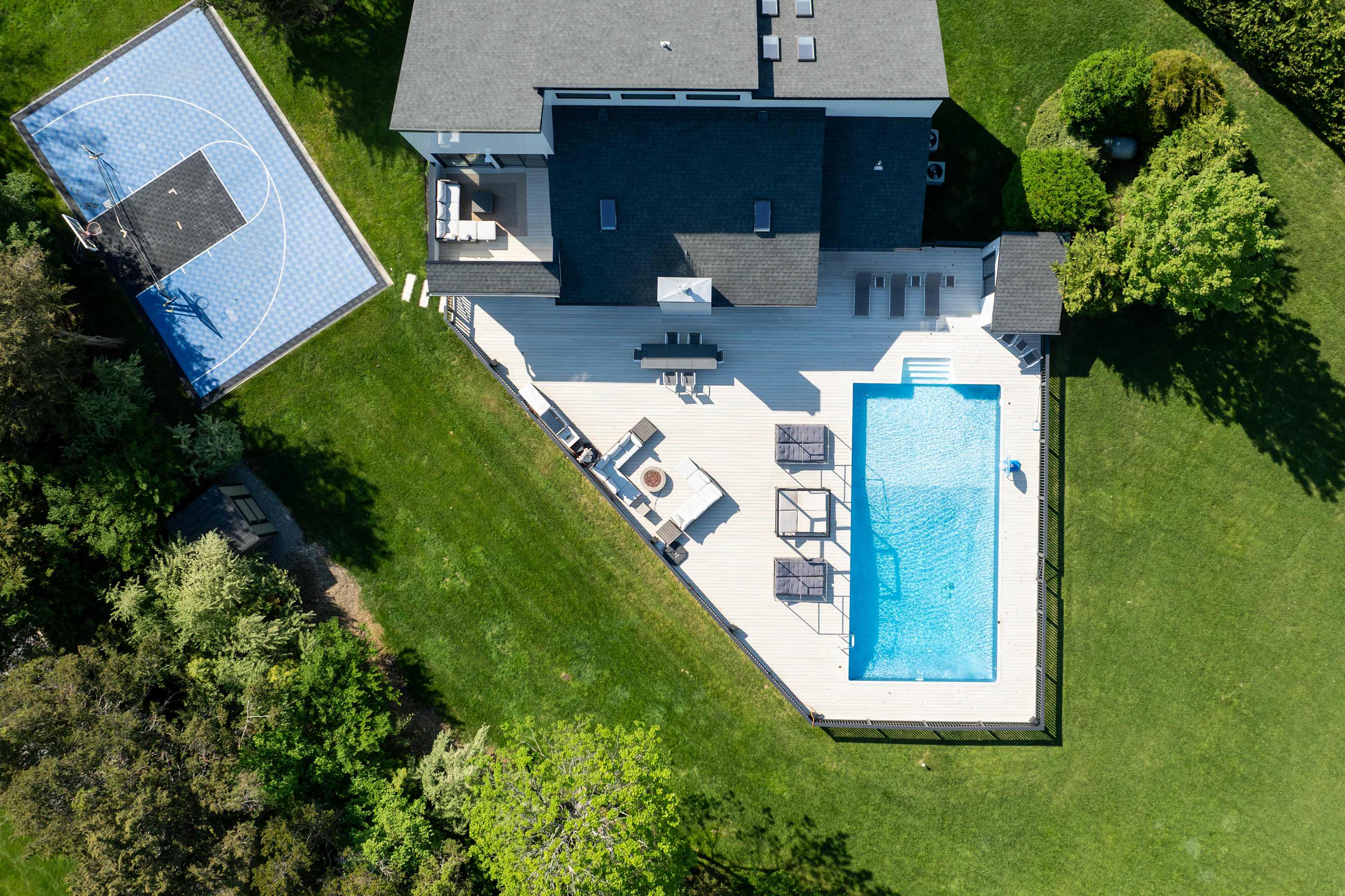 Tanners Villa | Westhampton | Serene Pool & Sauna Escape photo 5
