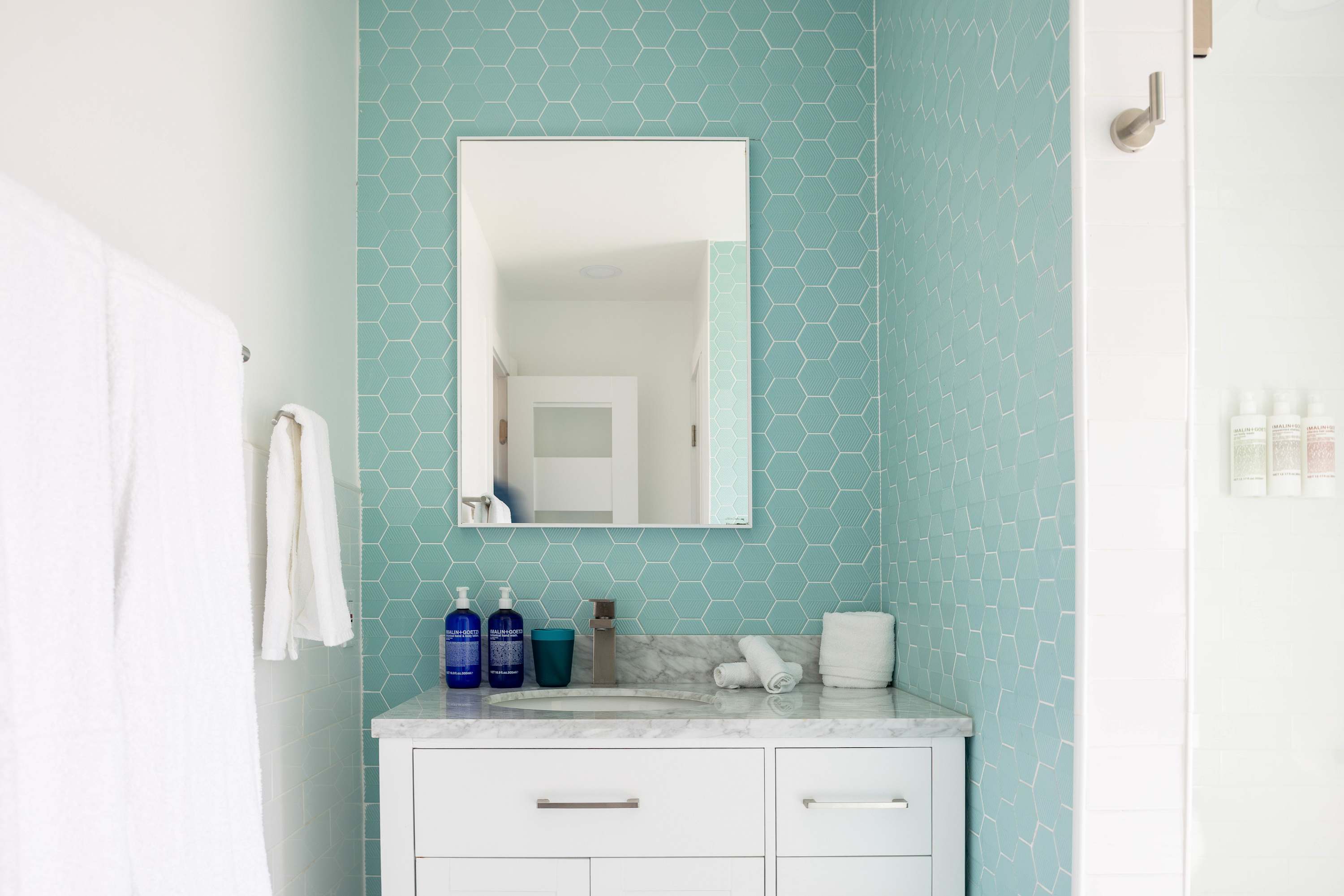 Tanners Villa | Westhampton | Serene Pool & Sauna Escape photo 10