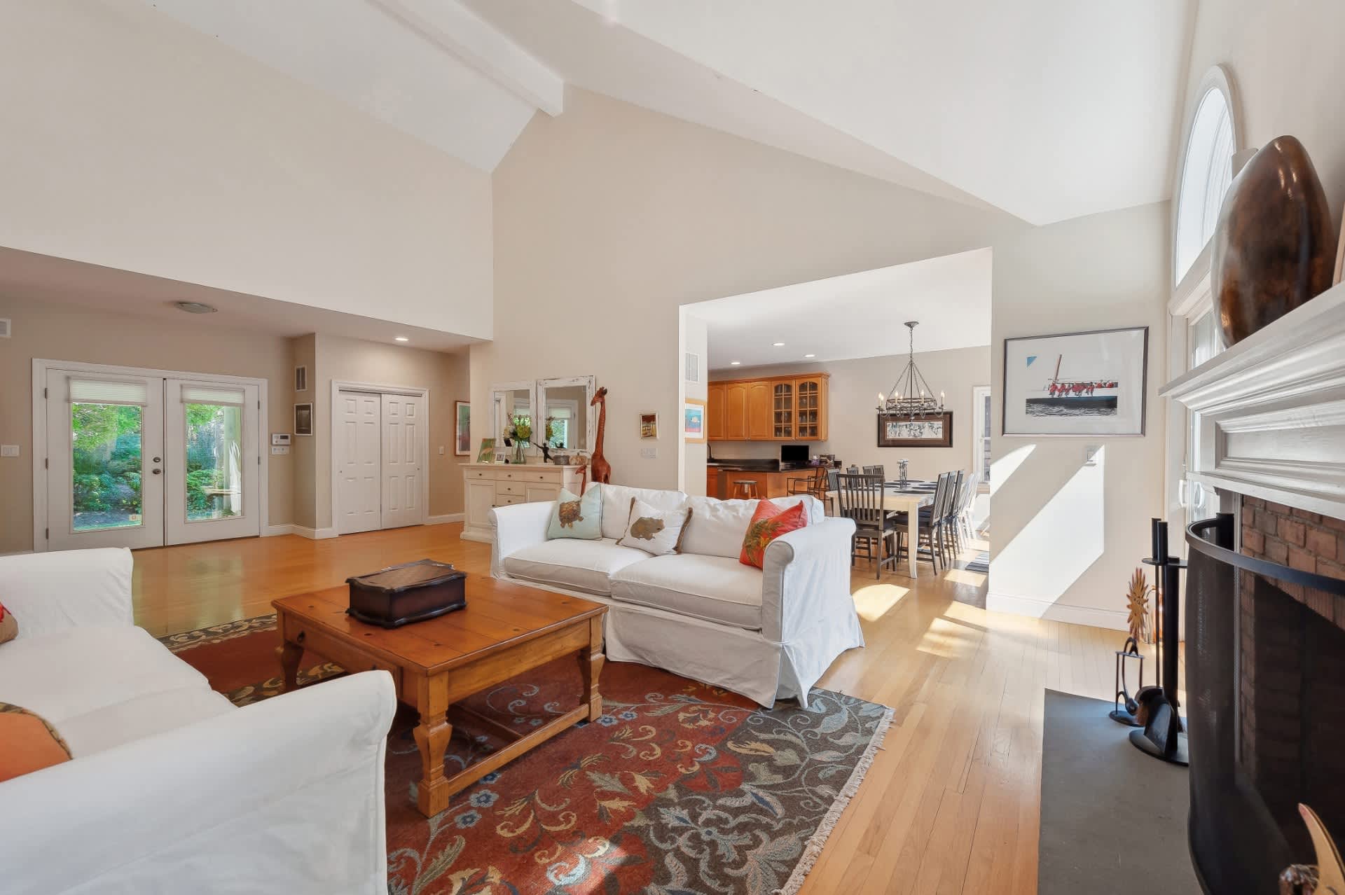 Image of Living space #2