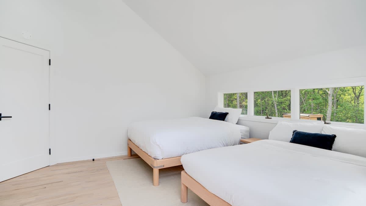 Forestlight | East Hampton | Modern Retreat with Pool & Sauna photo 24