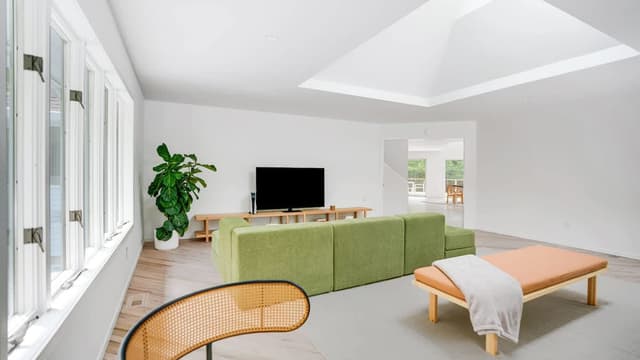 Image of Living space #5