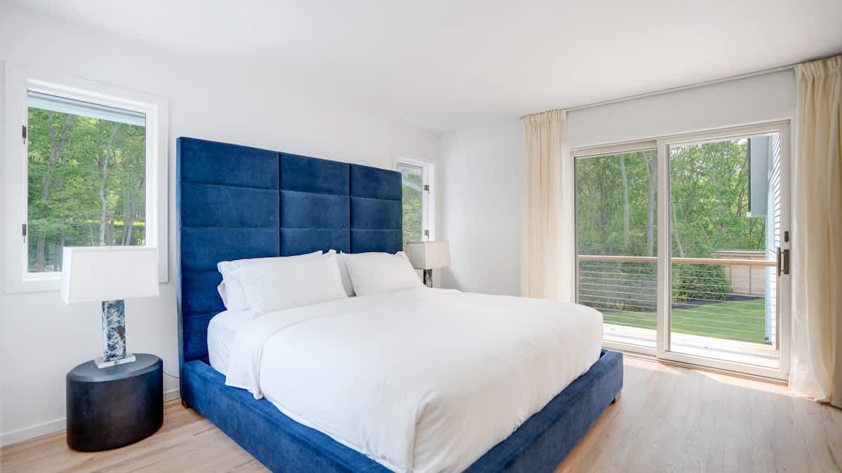 Forestlight | East Hampton | Modern Retreat with Pool & Sauna photo 27