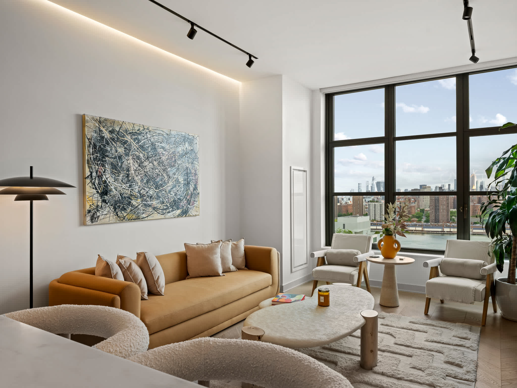 York Heights | Dumbo | Designer Apartment with Shared Pool & City Views photo 6