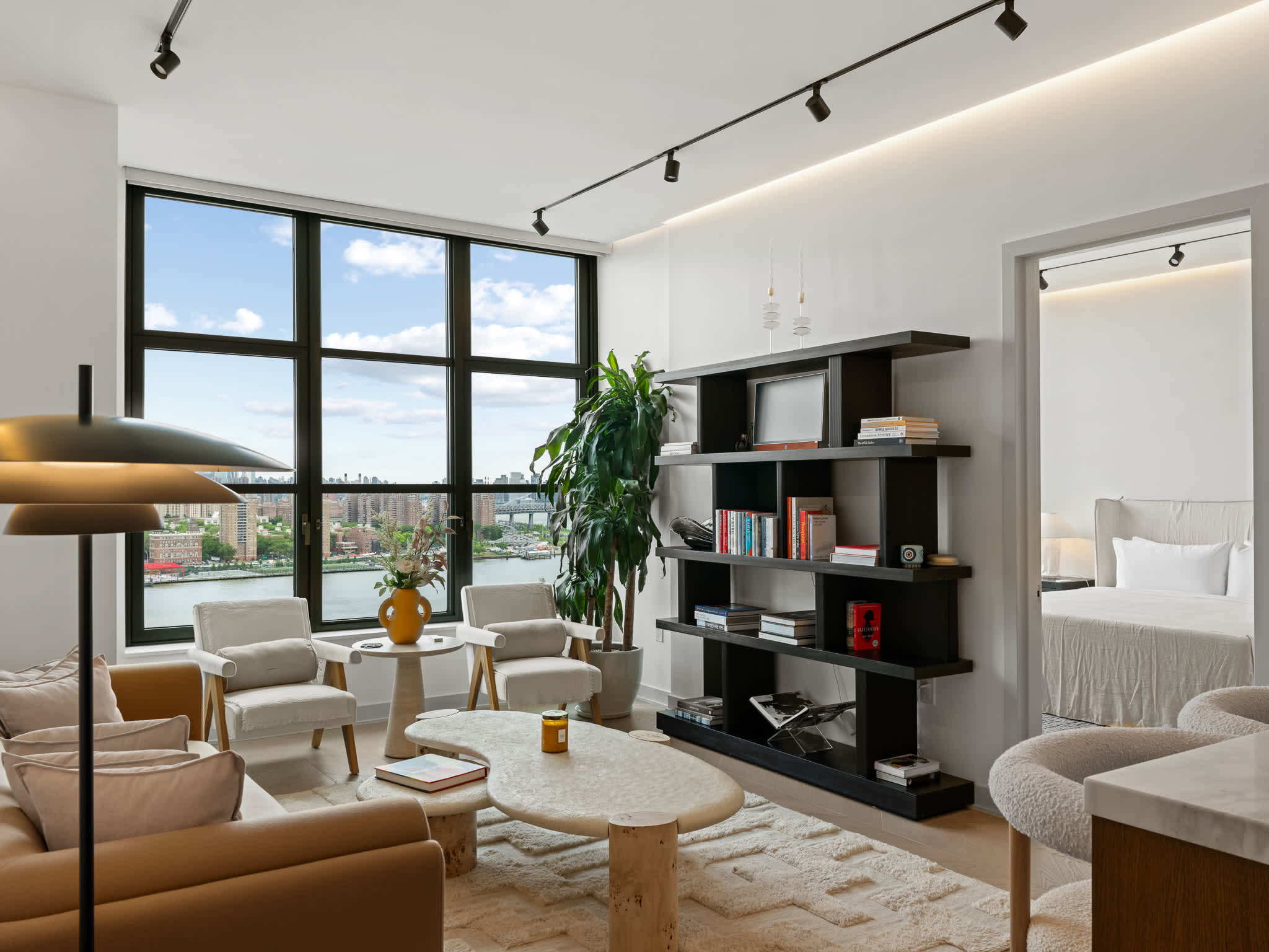 York Heights | Dumbo | Designer Apartment with Shared Pool & City Views photo 4