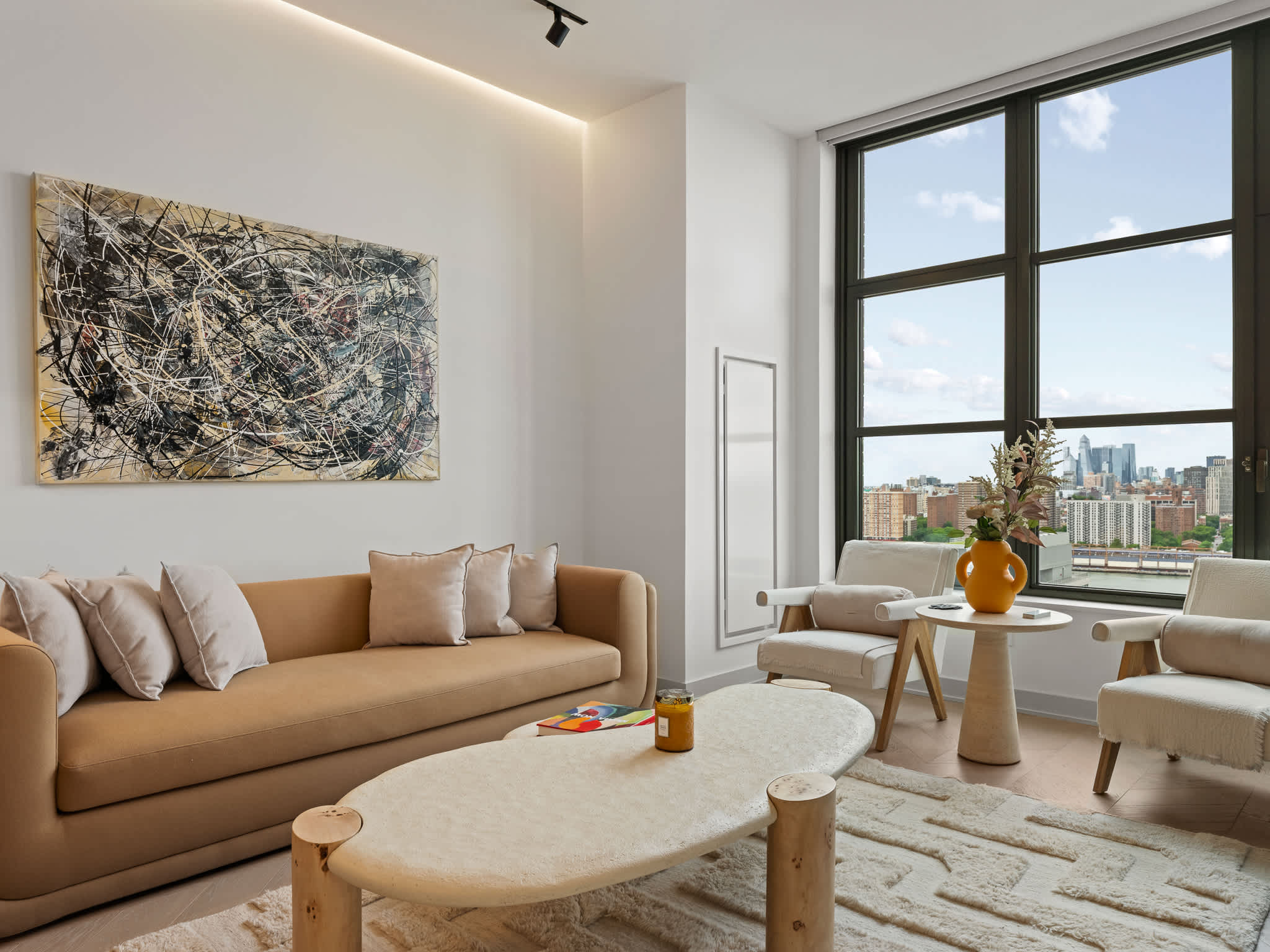 York Heights | Dumbo | Designer Apartment with Shared Pool & City Views photo 7