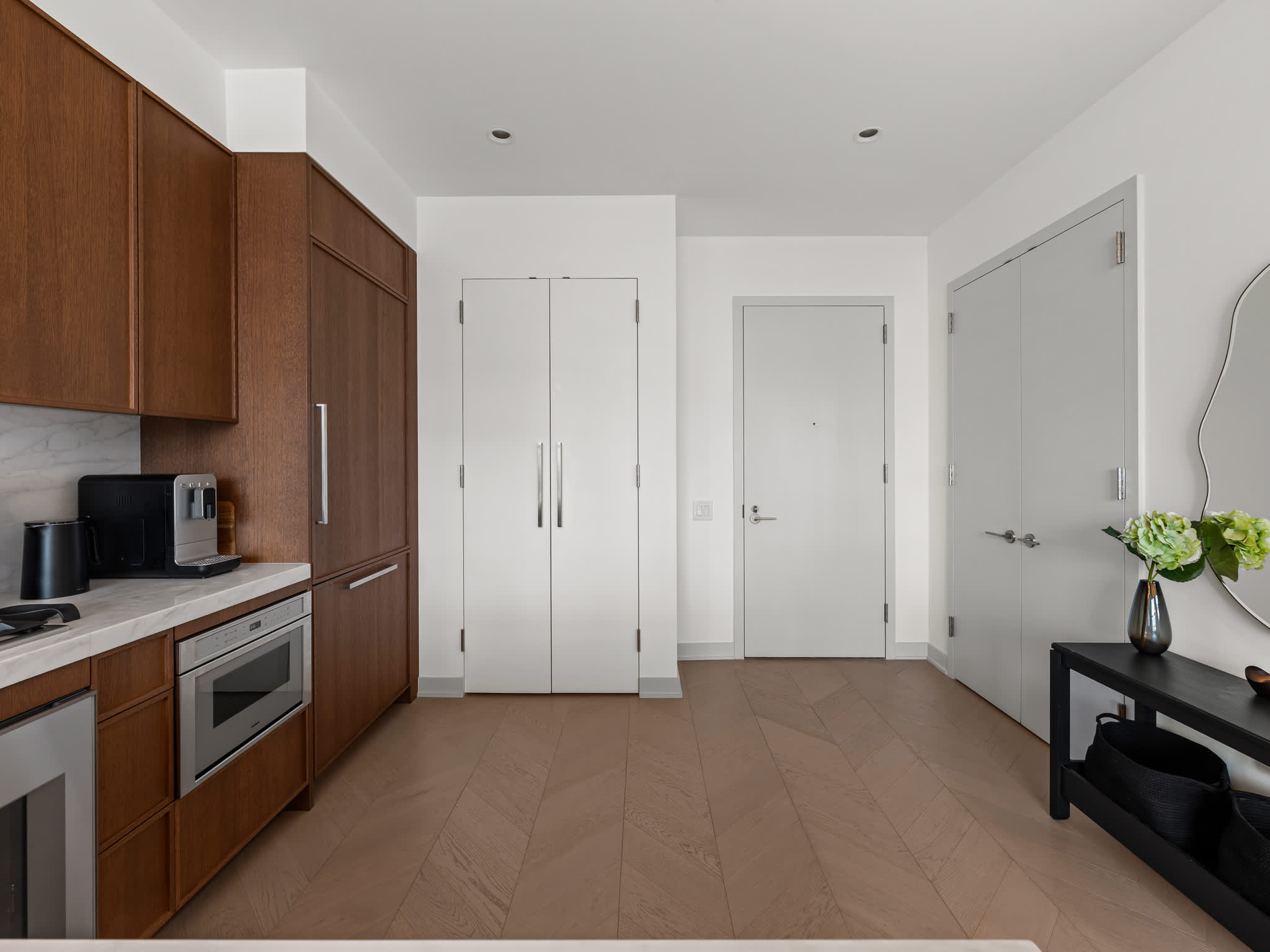 York Heights | Dumbo | Designer Apartment with Shared Pool & City Views photo 15