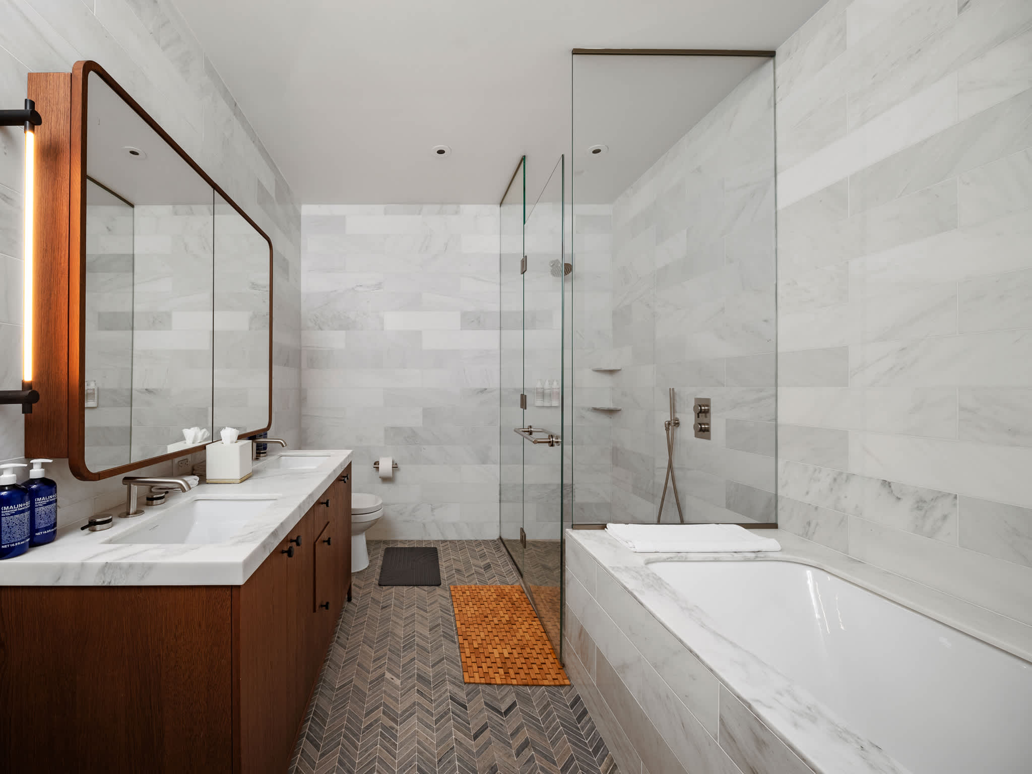 York Heights | Dumbo | Designer Apartment with Shared Pool & City Views photo 22