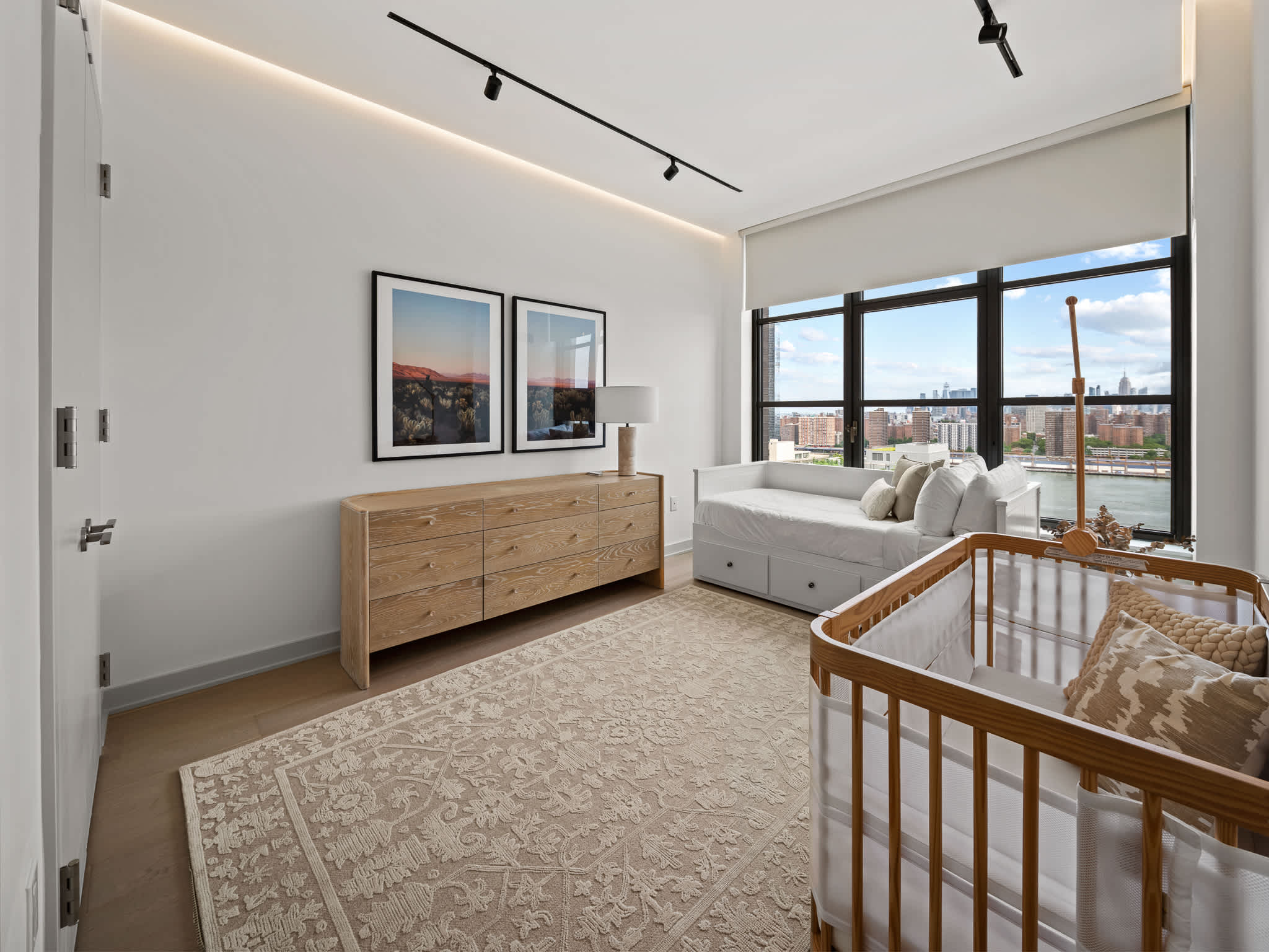York Heights | Dumbo | Designer Apartment with Shared Pool & City Views photo 26