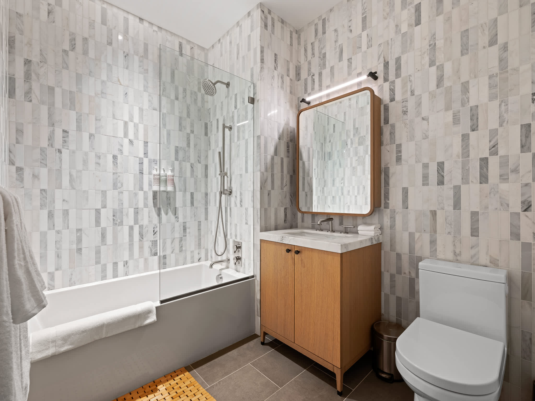 York Heights | Dumbo | Designer Apartment with Shared Pool & City Views photo 30