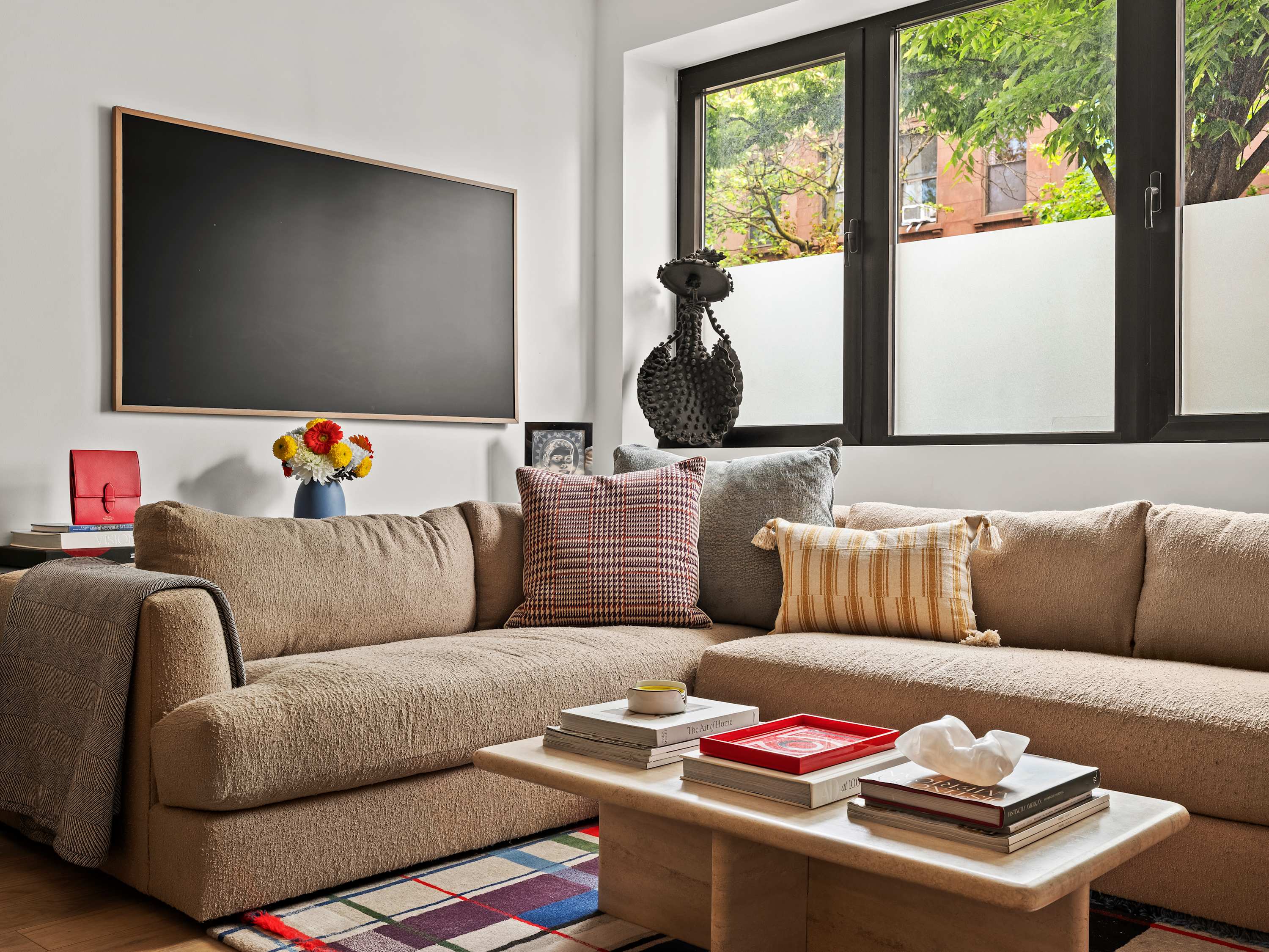 Ashford Place | Cobble Hill | Luxe Condo w/ Private Garden photo 5