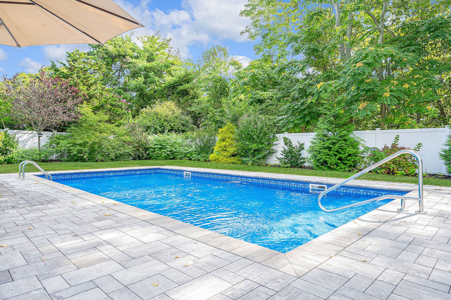 Rolling Hill Pointe | Hampton Bays | Opulent Ranch with Private Pool photo 22
