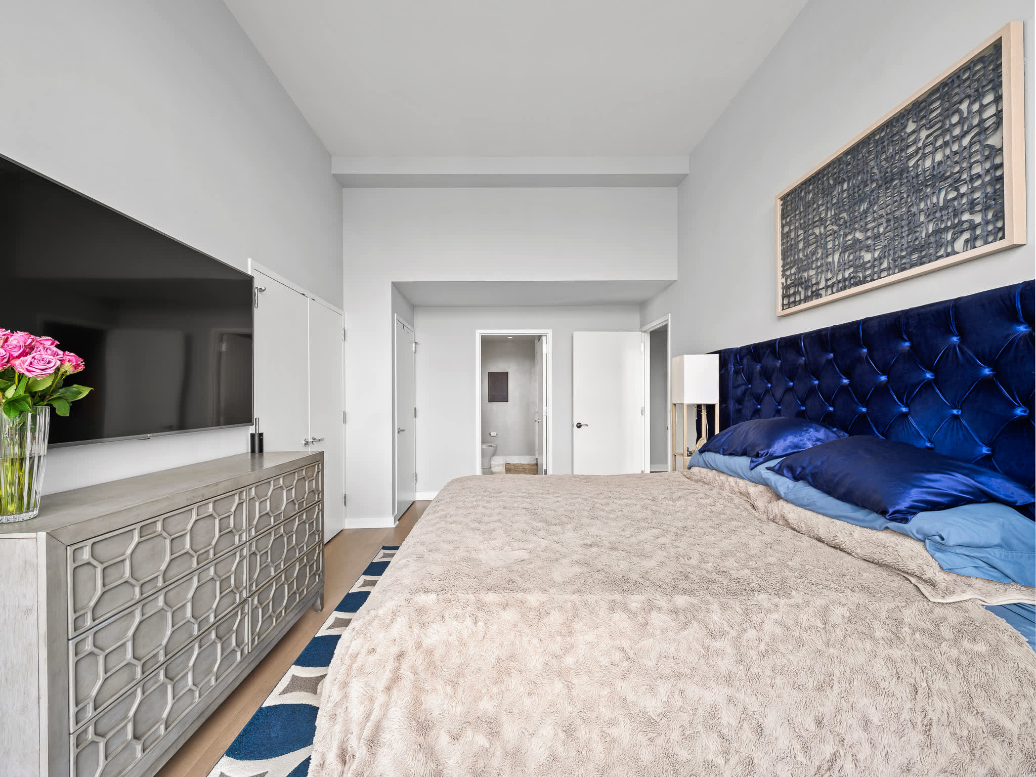 Skyline Residence | Hell's Kitchen | Luxury Apartment photo 21