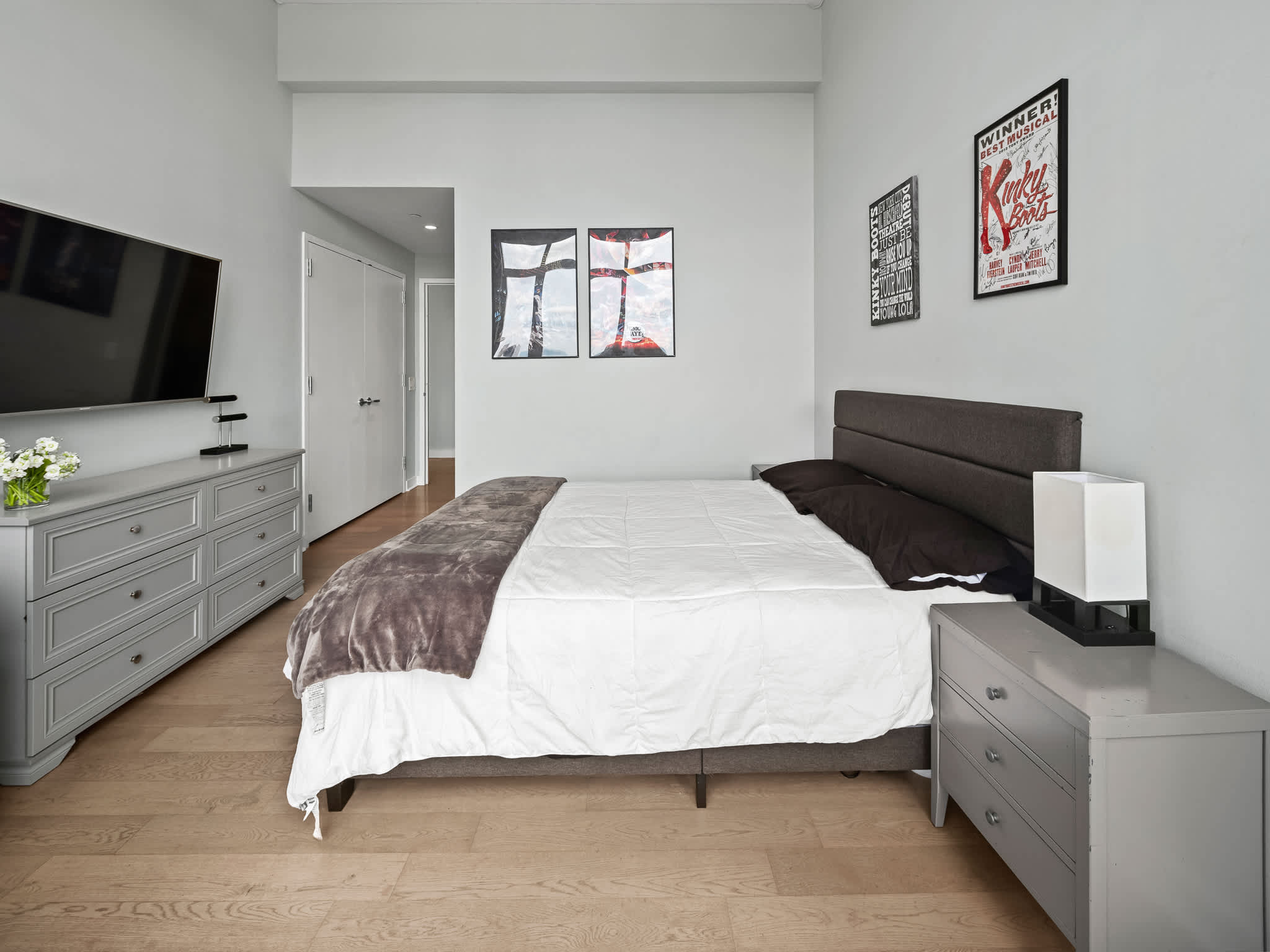 Skyline Residence | Hell's Kitchen | Luxury Apartment photo 27