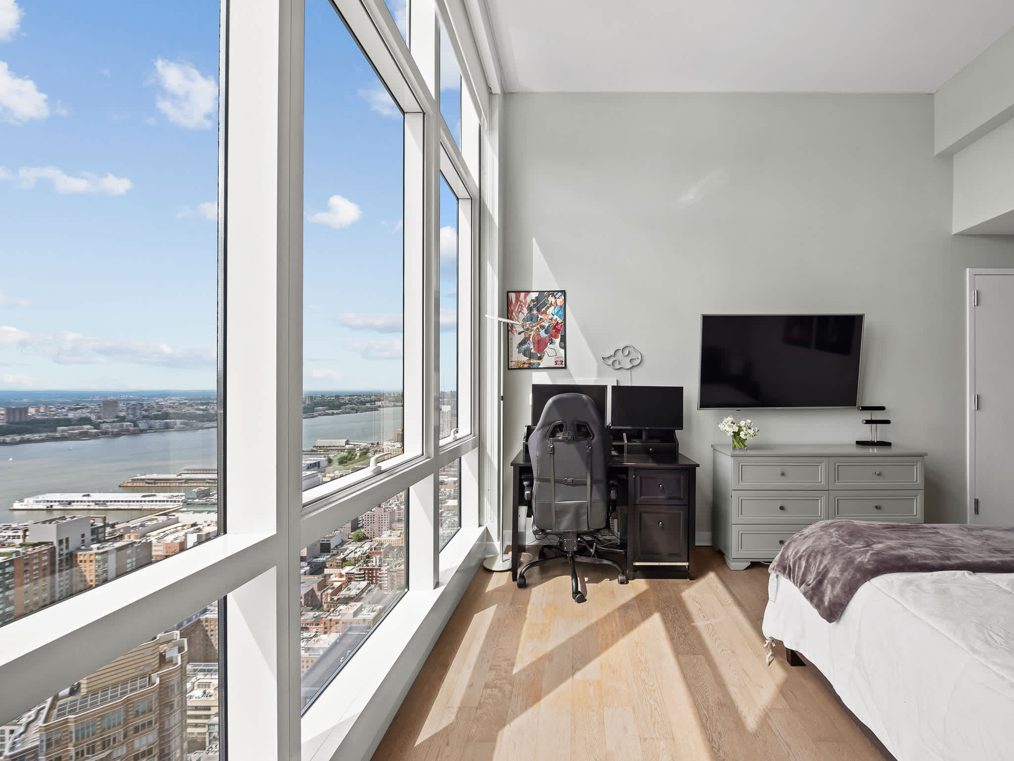 Skyline Residence | Hell's Kitchen | Luxury Apartment photo 29