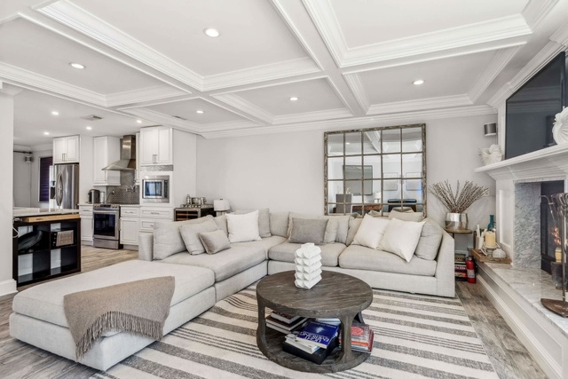 Image of Living space #3