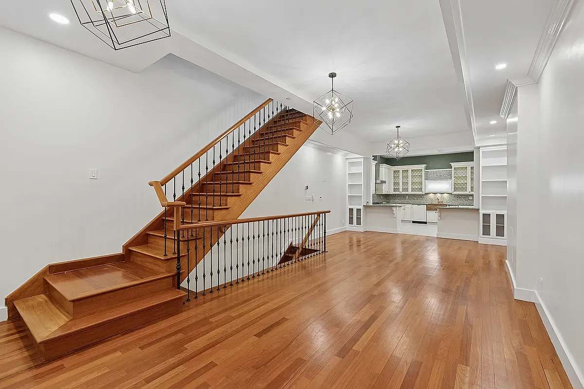 Centre House | Little Italy | Spacious Townhome with Rooftop Deck photo 5