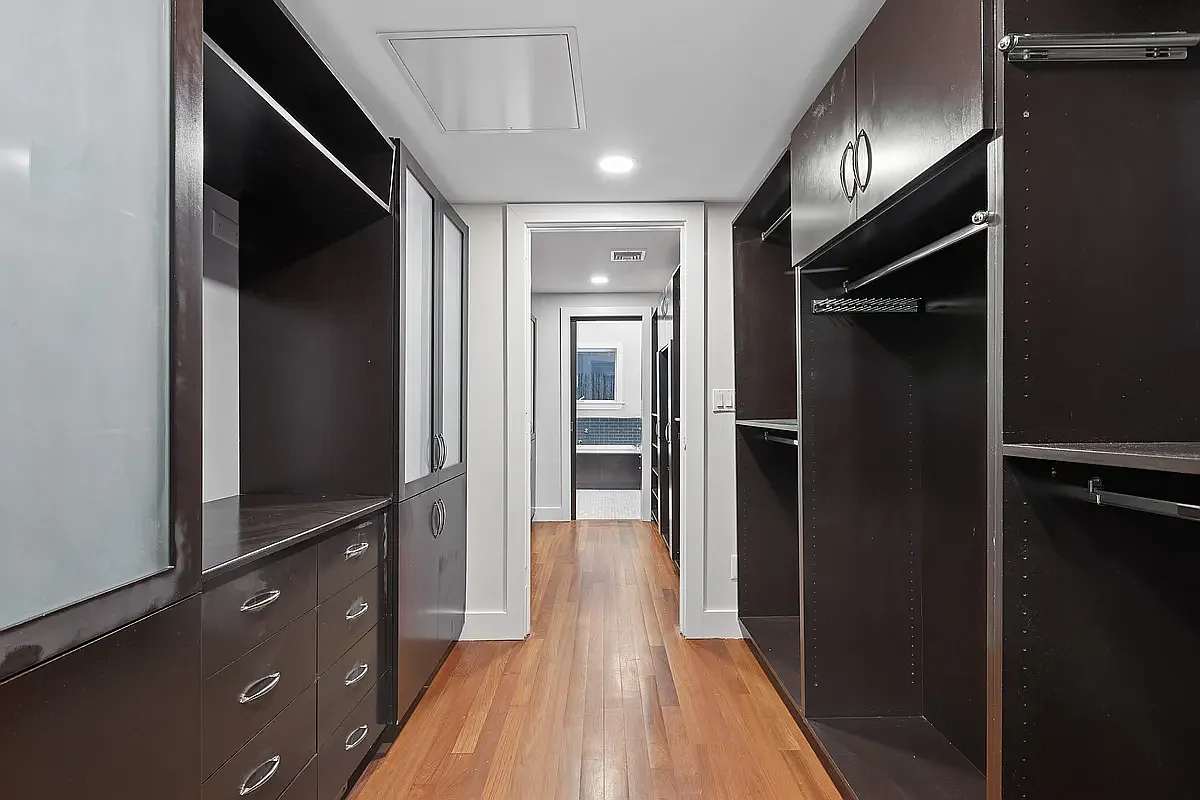 Centre House | Little Italy | Spacious Townhome with Rooftop Deck photo 7