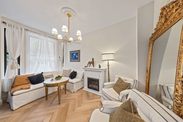 Image of Living space #1