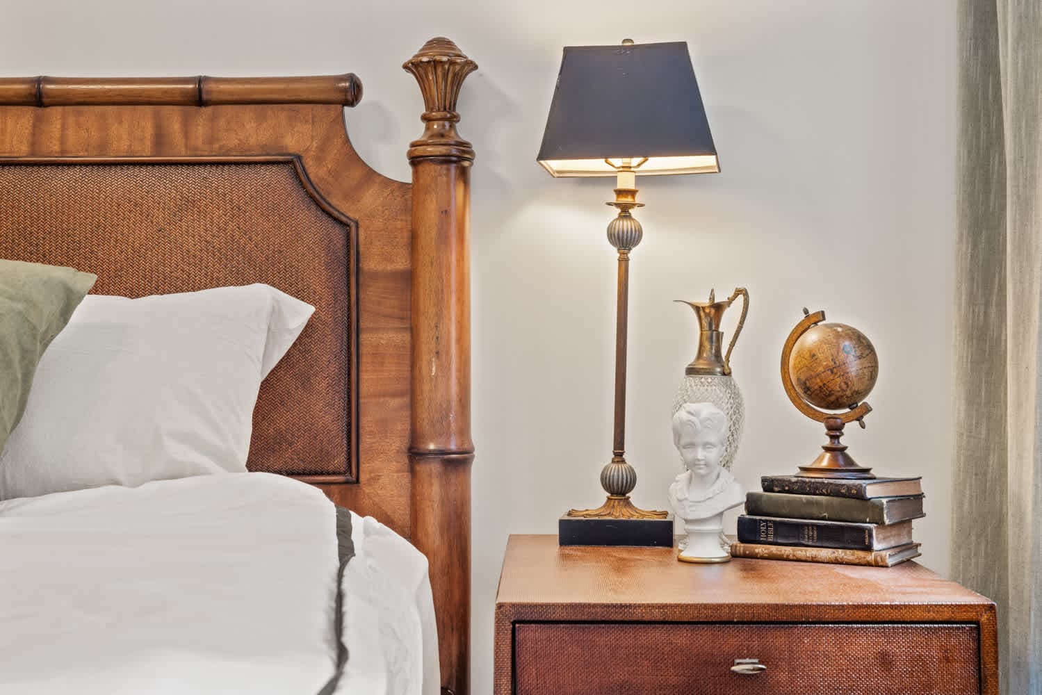 Rowen Place | Upper West Side | Sophisticated City Sanctuary photo 26