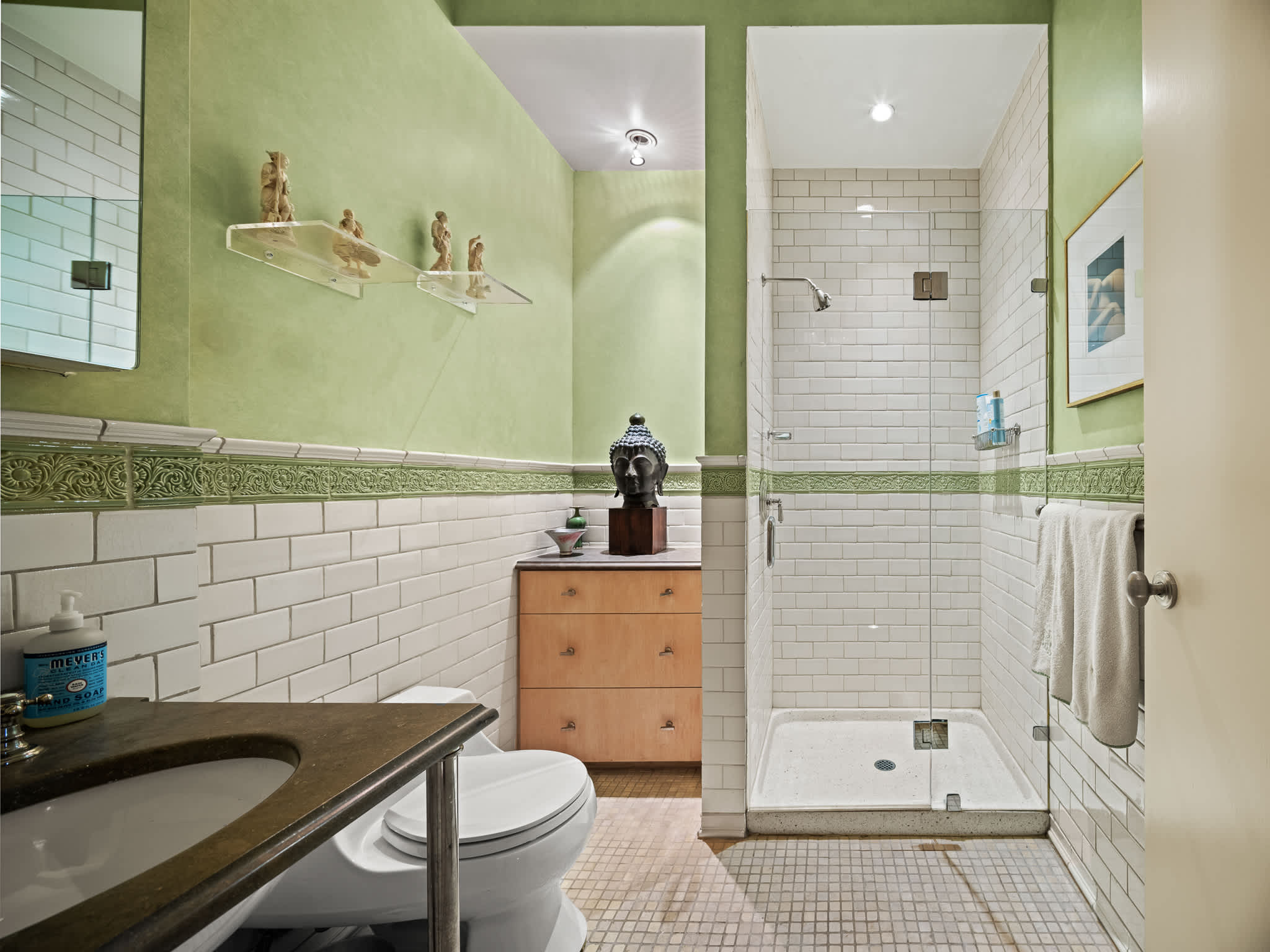 Crosby Place | Soho | Chic Apartment photo 25