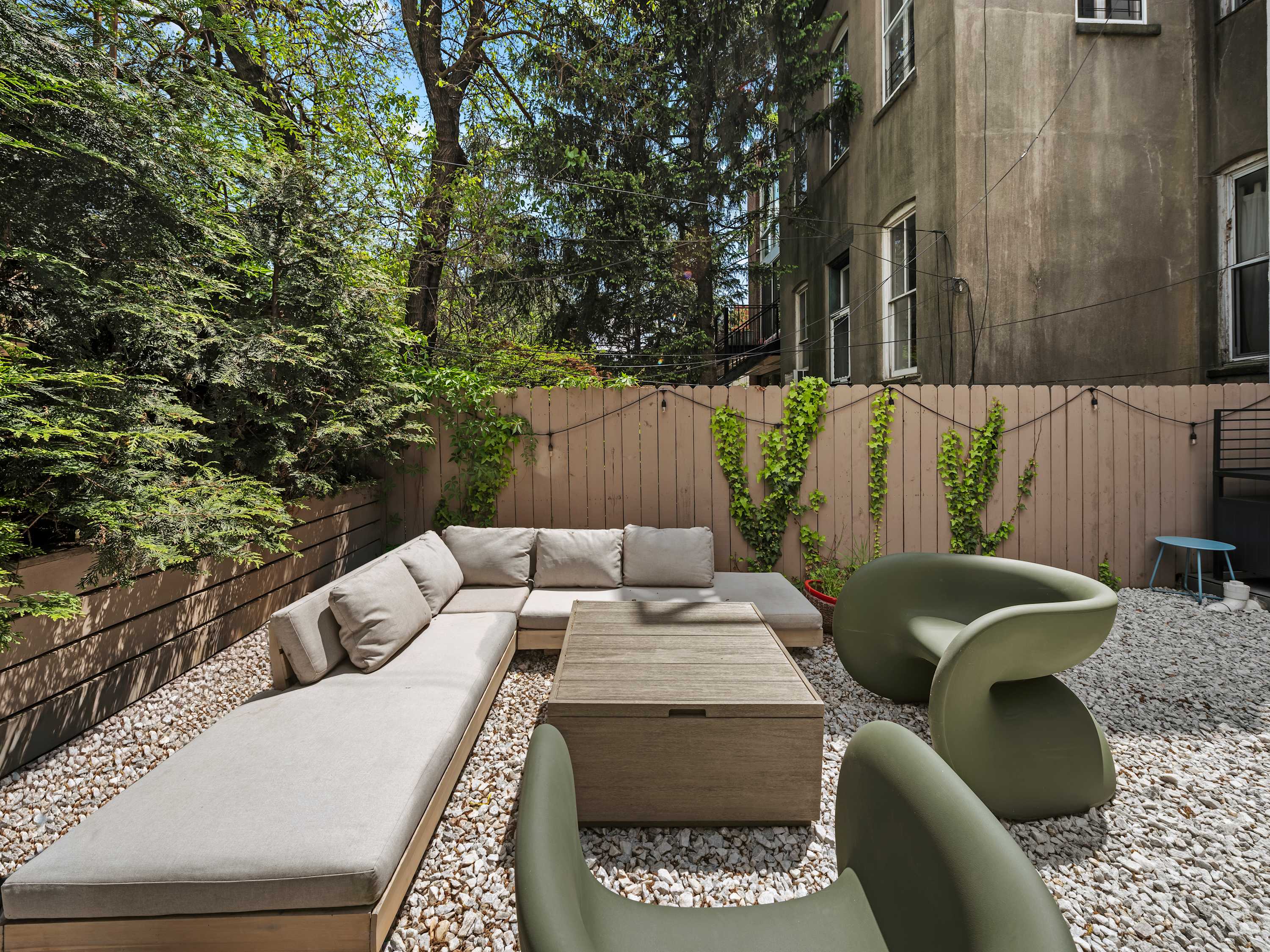 Ashford Place | Cobble Hill | Luxe Condo w/ Private Garden photo 35