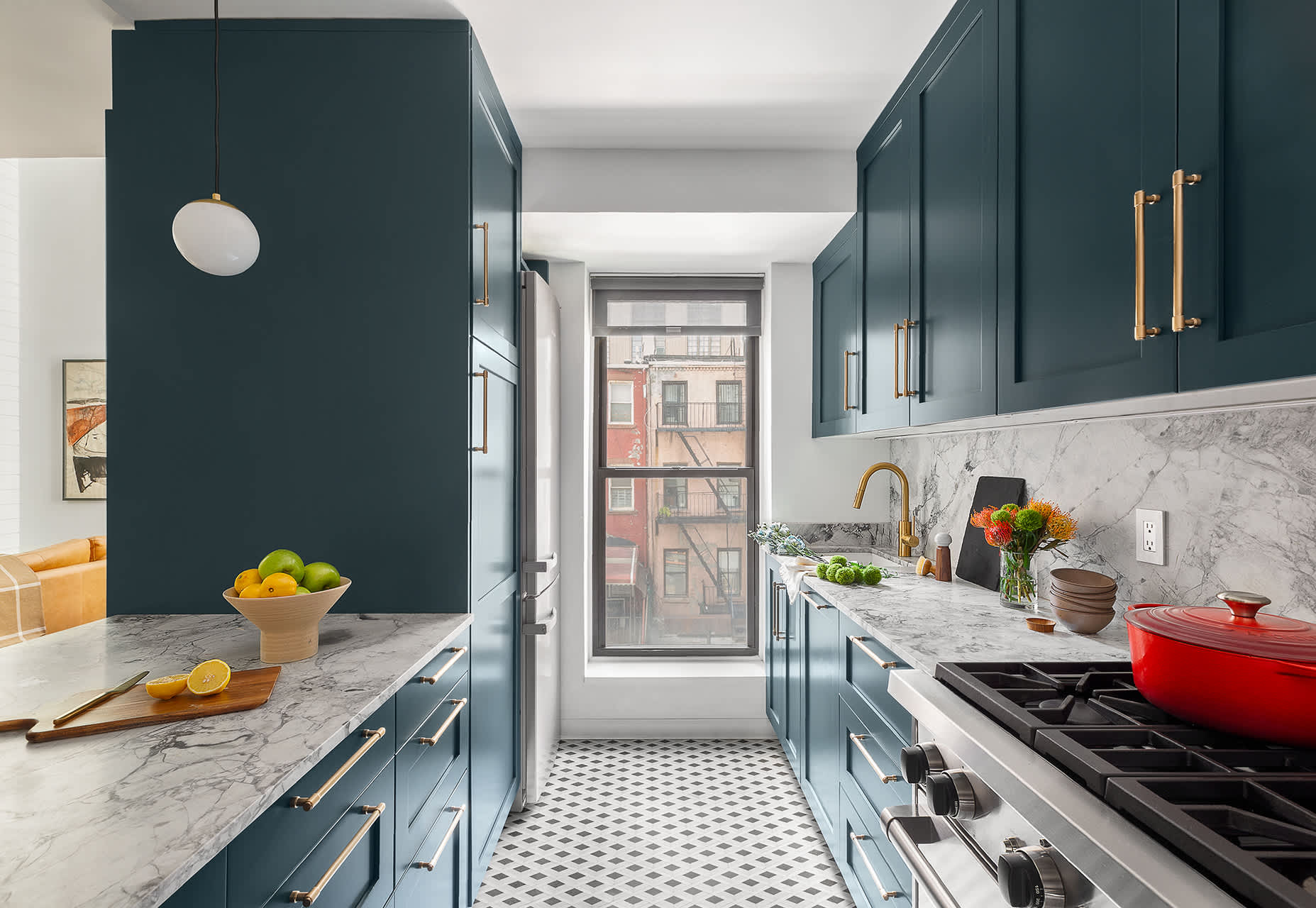 Atrium Heights | Chelsea | Modern Duplex photo 3