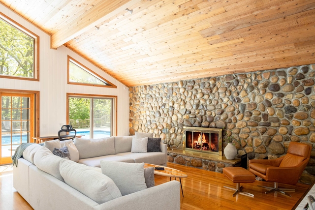 Image of Living space #1