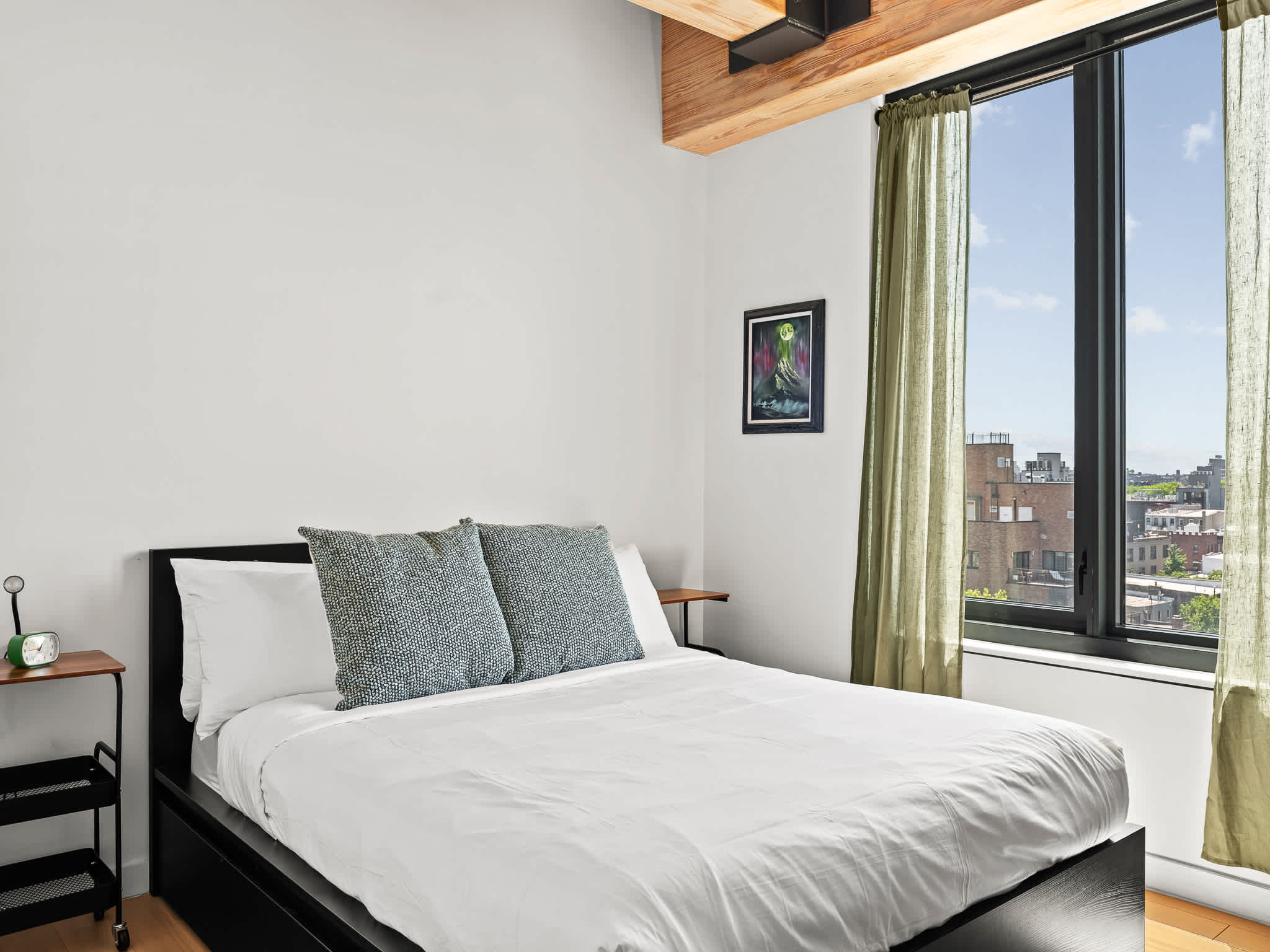 Metropolitan Place | Williamsburg | Penthouse w/ Private Balcony & Gym photo 12