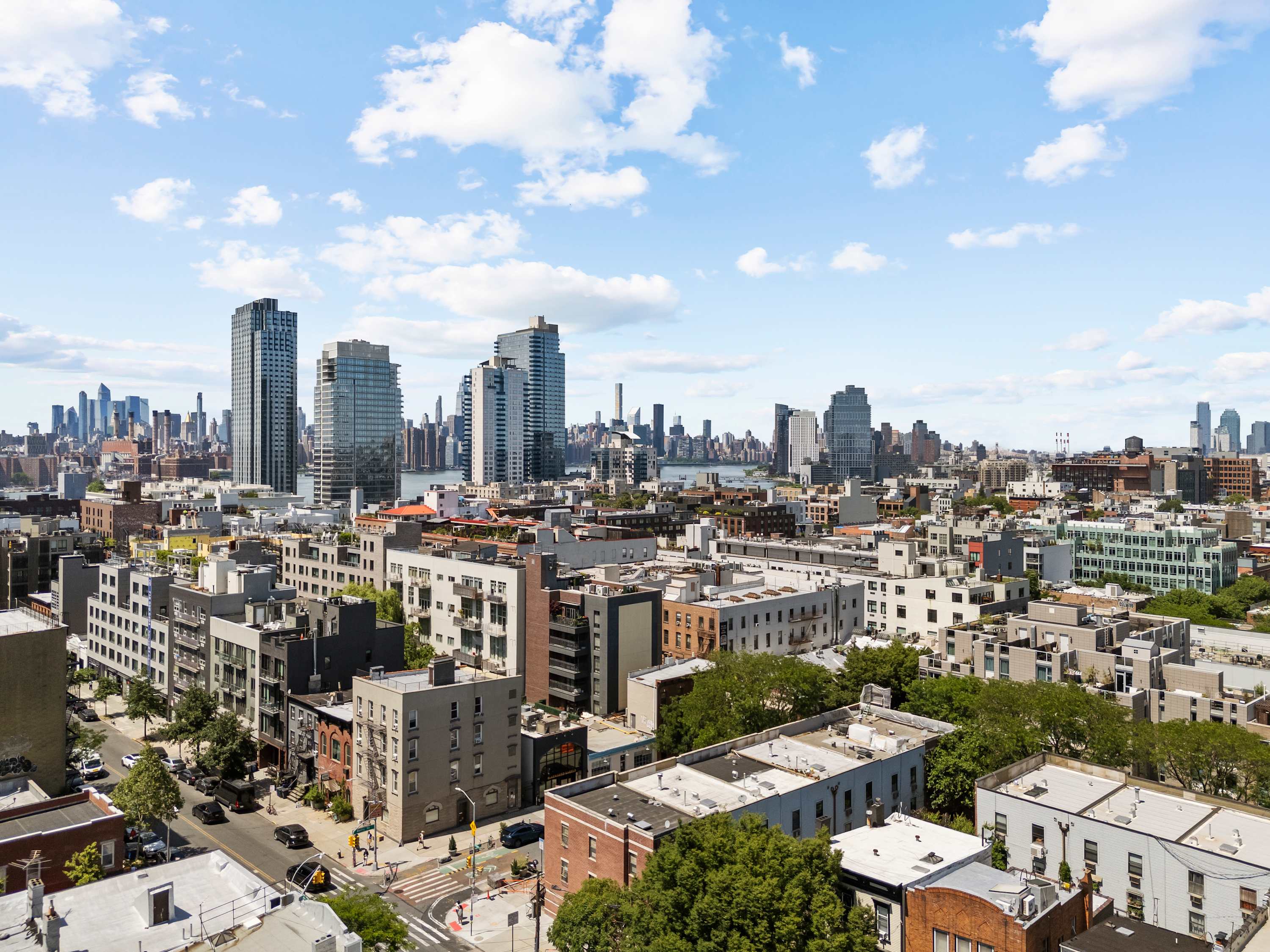 Williams Grove | Williamsburg | Designer Apartment with Backyard photo 27