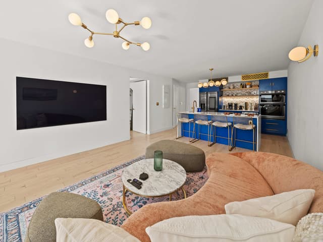 Image of Living space #3