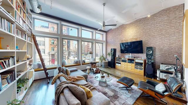Image of Living space #1
