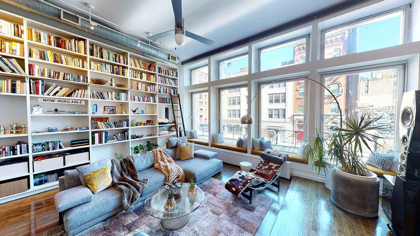 Image of Living space #2