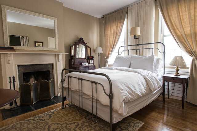 The Garden Suite | West Village | Garden-View Studio Retreat photo 2