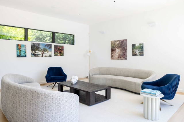 Image of Living space #3