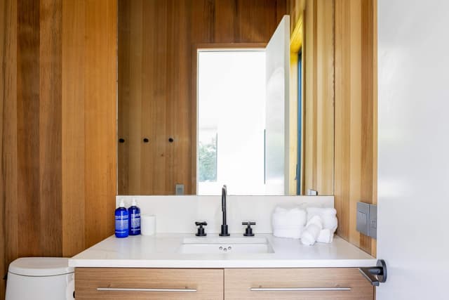 Image of Living space #2