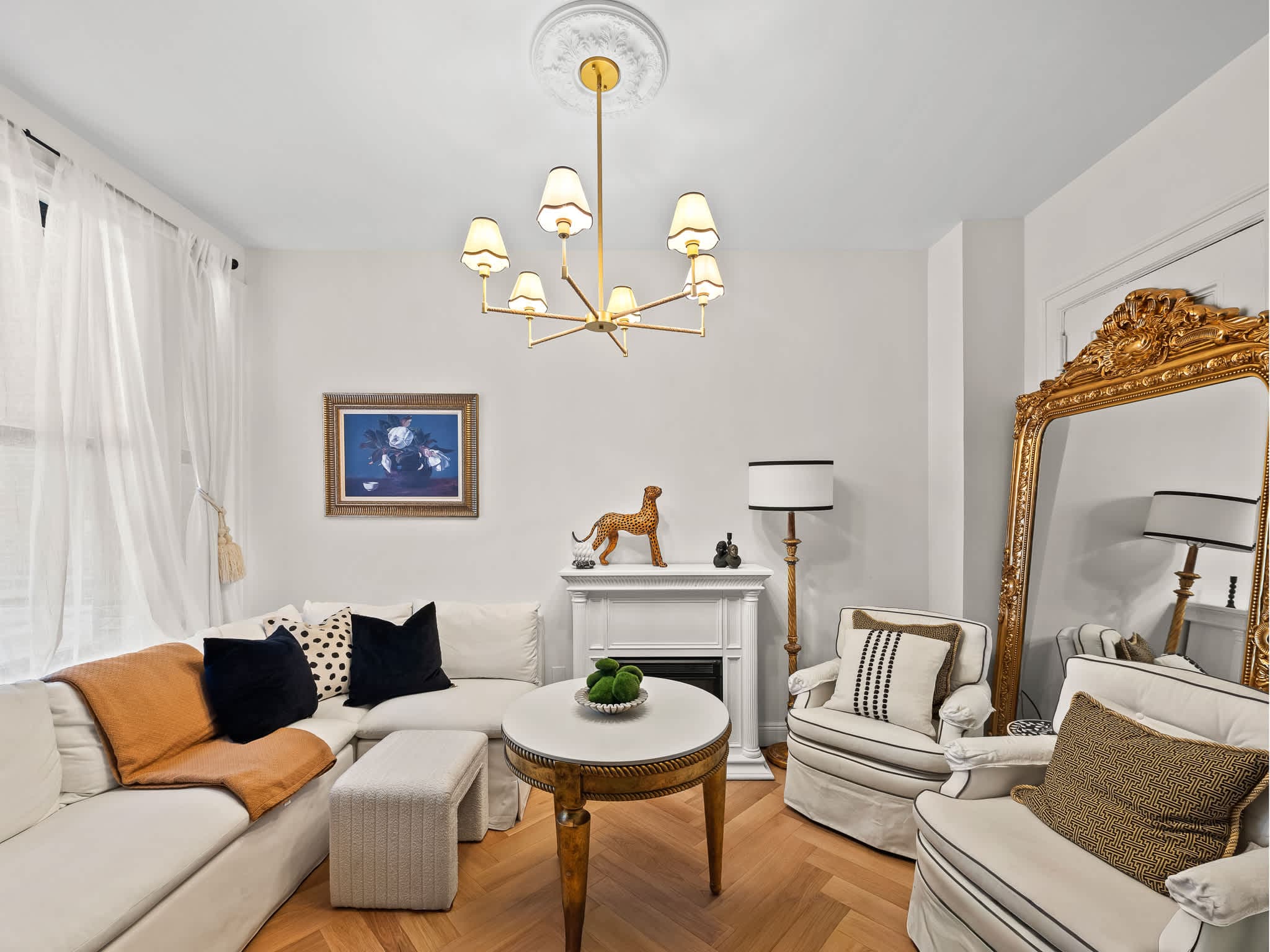 Rowen Place | Upper West Side | Sophisticated City Sanctuary photo 4