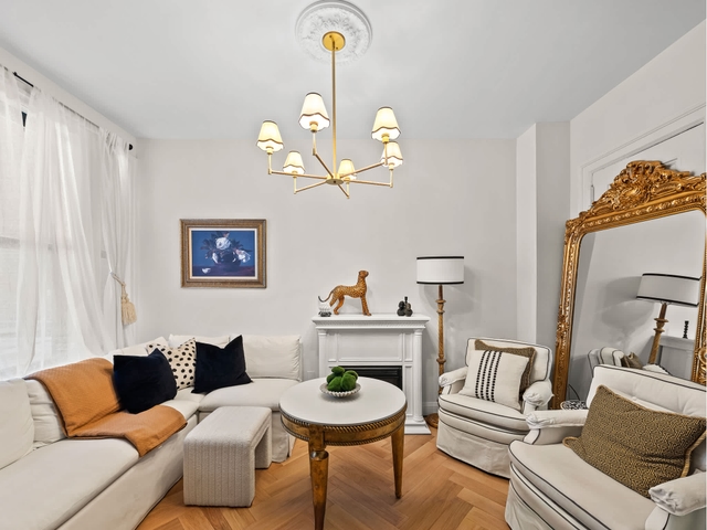 Image of Living space #1