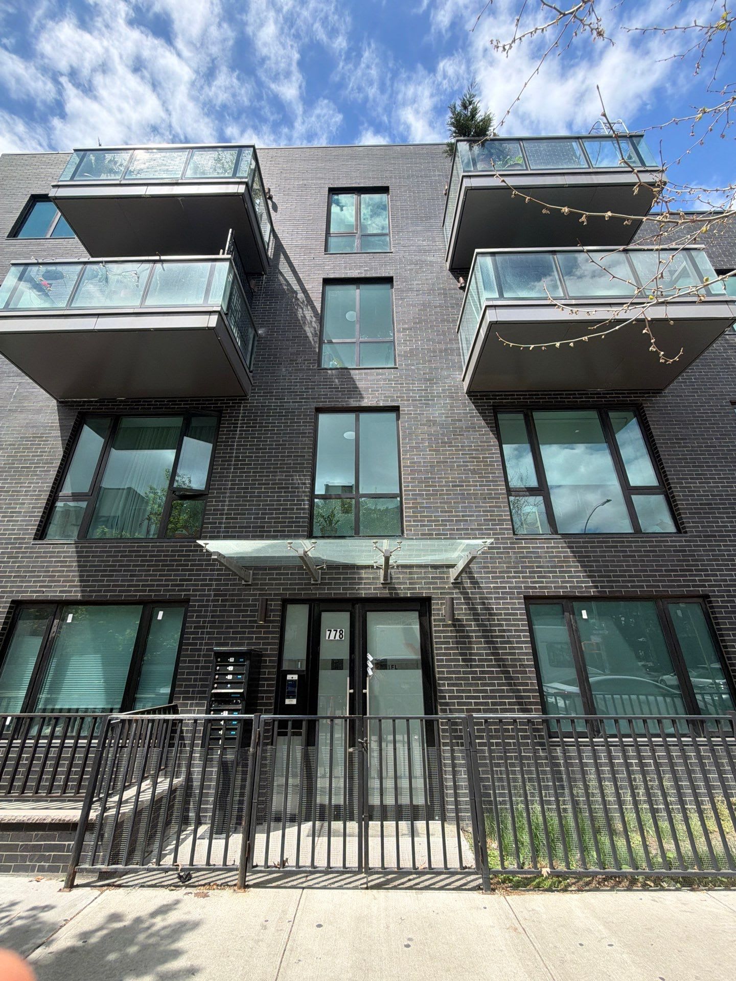 Marcy Loft | Bed-Stuy | Modernd Condo w/ Private Balcony main photo