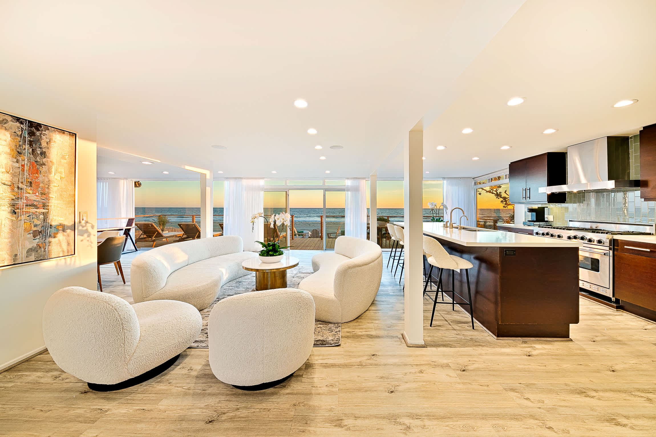 Oceancrest Estate | Broad Beach | Beachfront Home photo 4