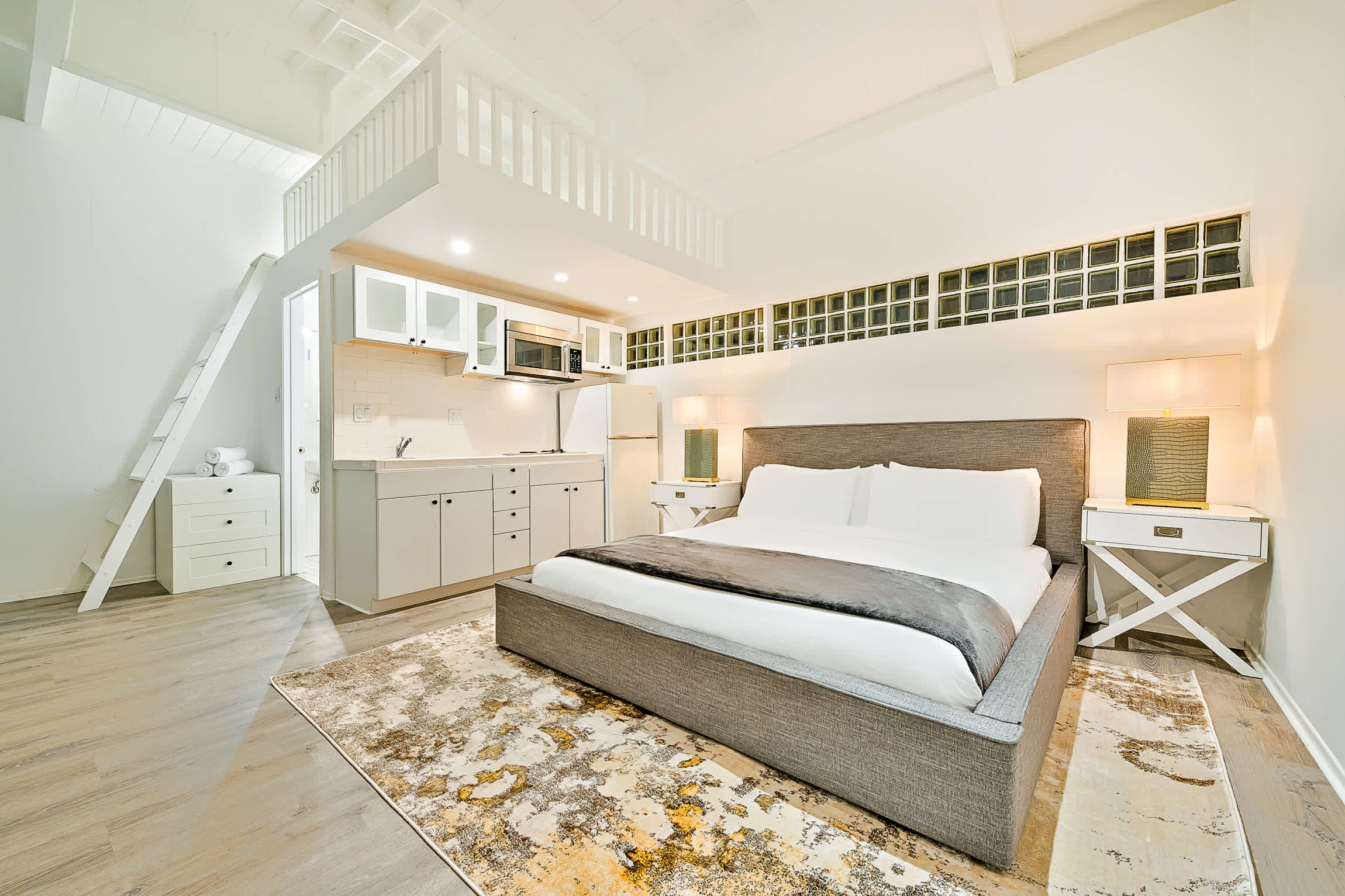 Oceancrest Estate | Broad Beach | Beachfront Home photo 13