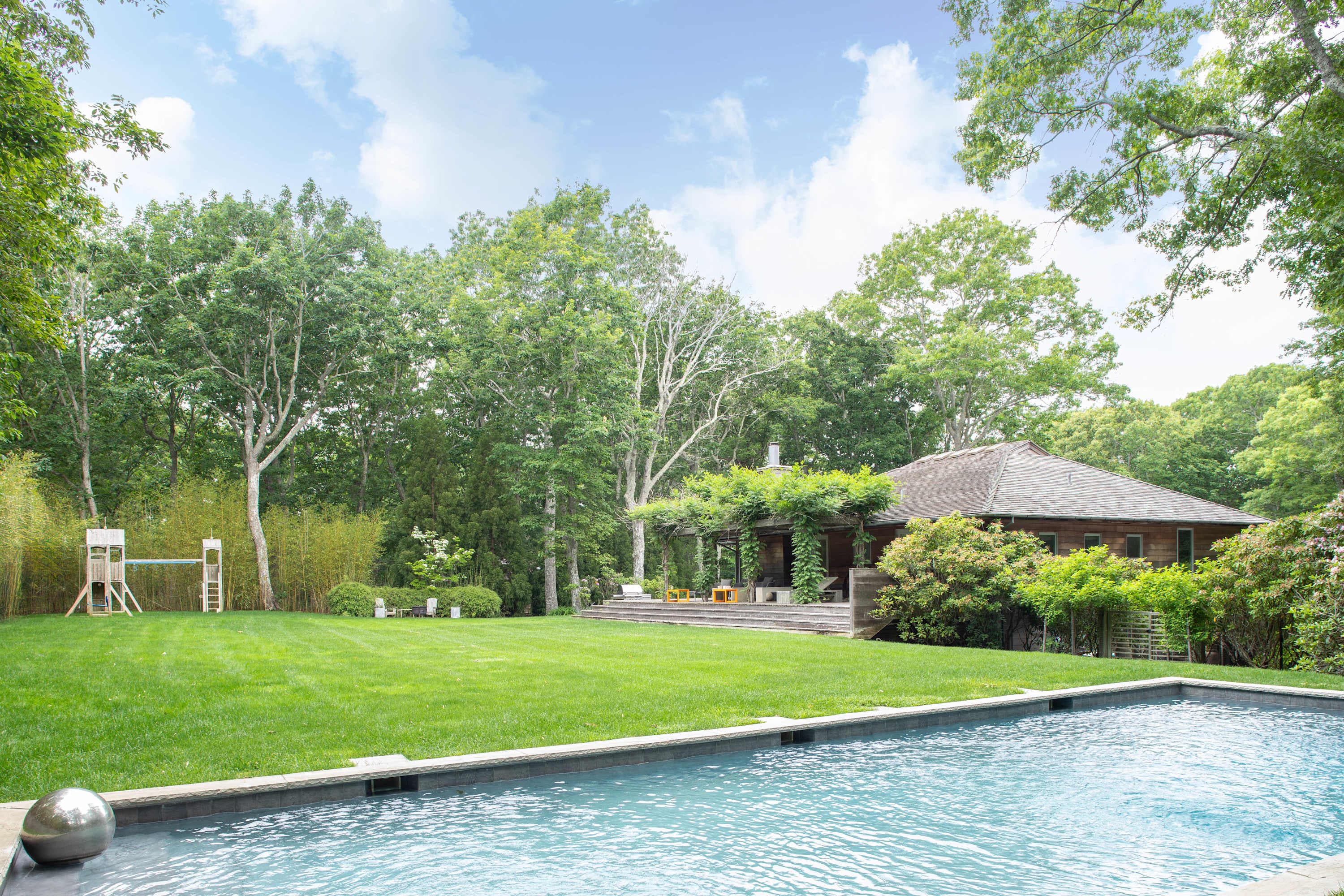 Woodland House | Southampton | Modern Home w/ Private Pool photo 26