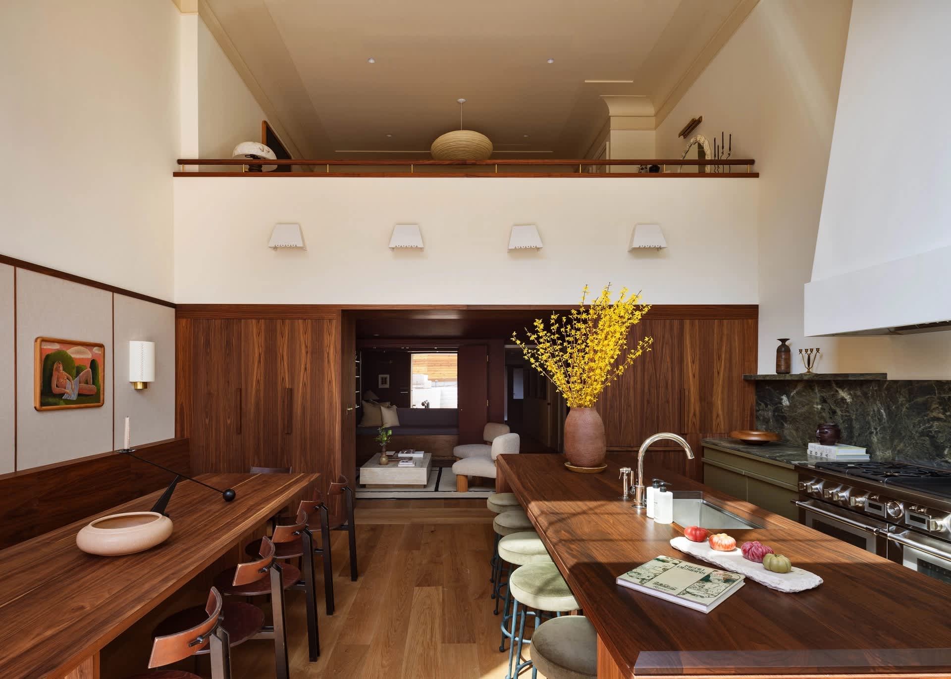 Mahogany House | Cobble Hill | Townhouse with Garden & Rooftop photo 6