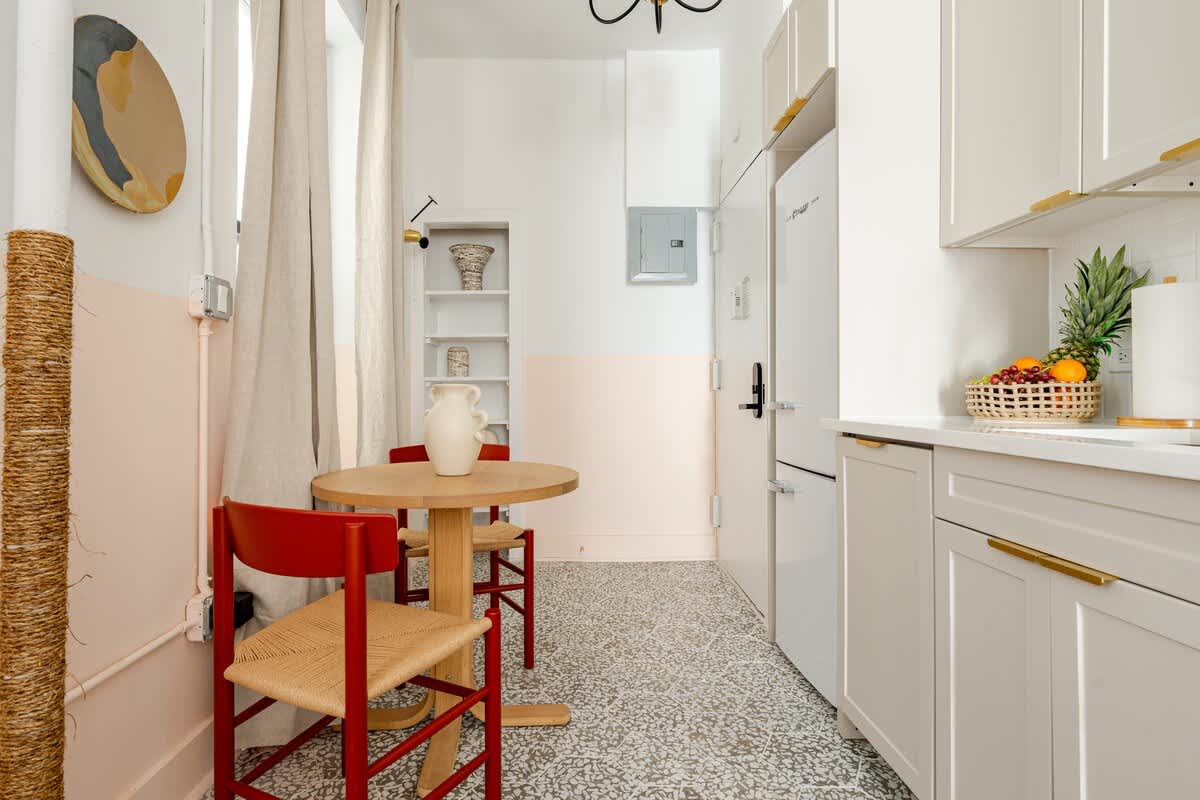 Spring House VII | Nolita | Designer Apartment photo 3