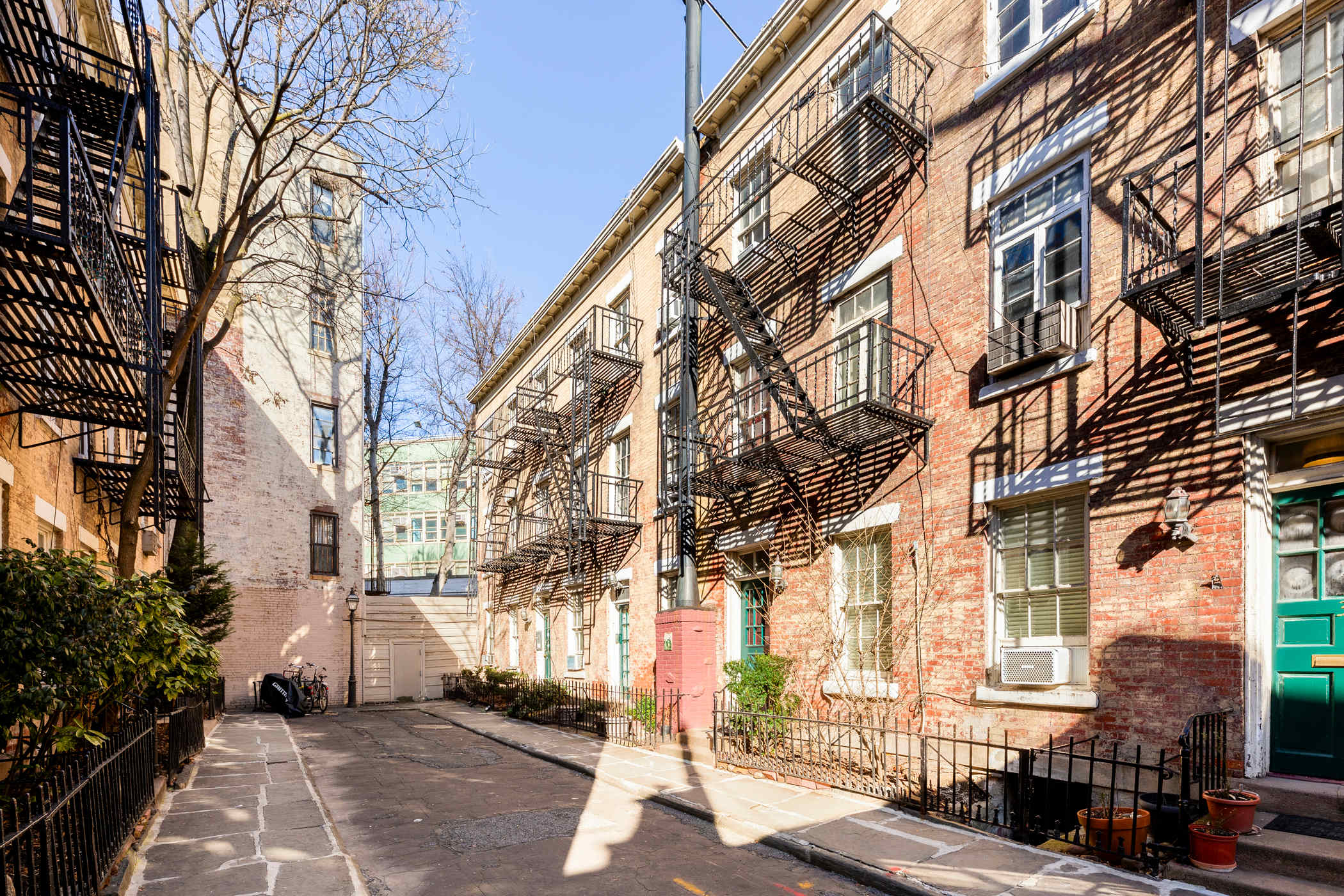 Brando House | West Village | Cozy Apartment photo 3