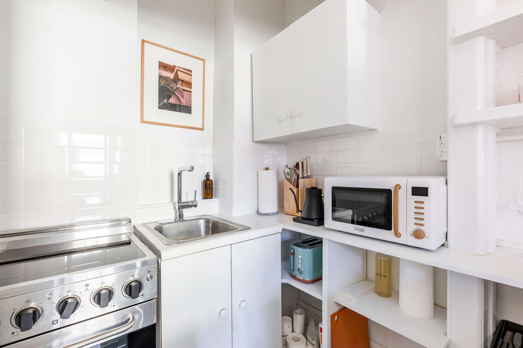 Brando House | West Village | Cozy Apartment photo 11