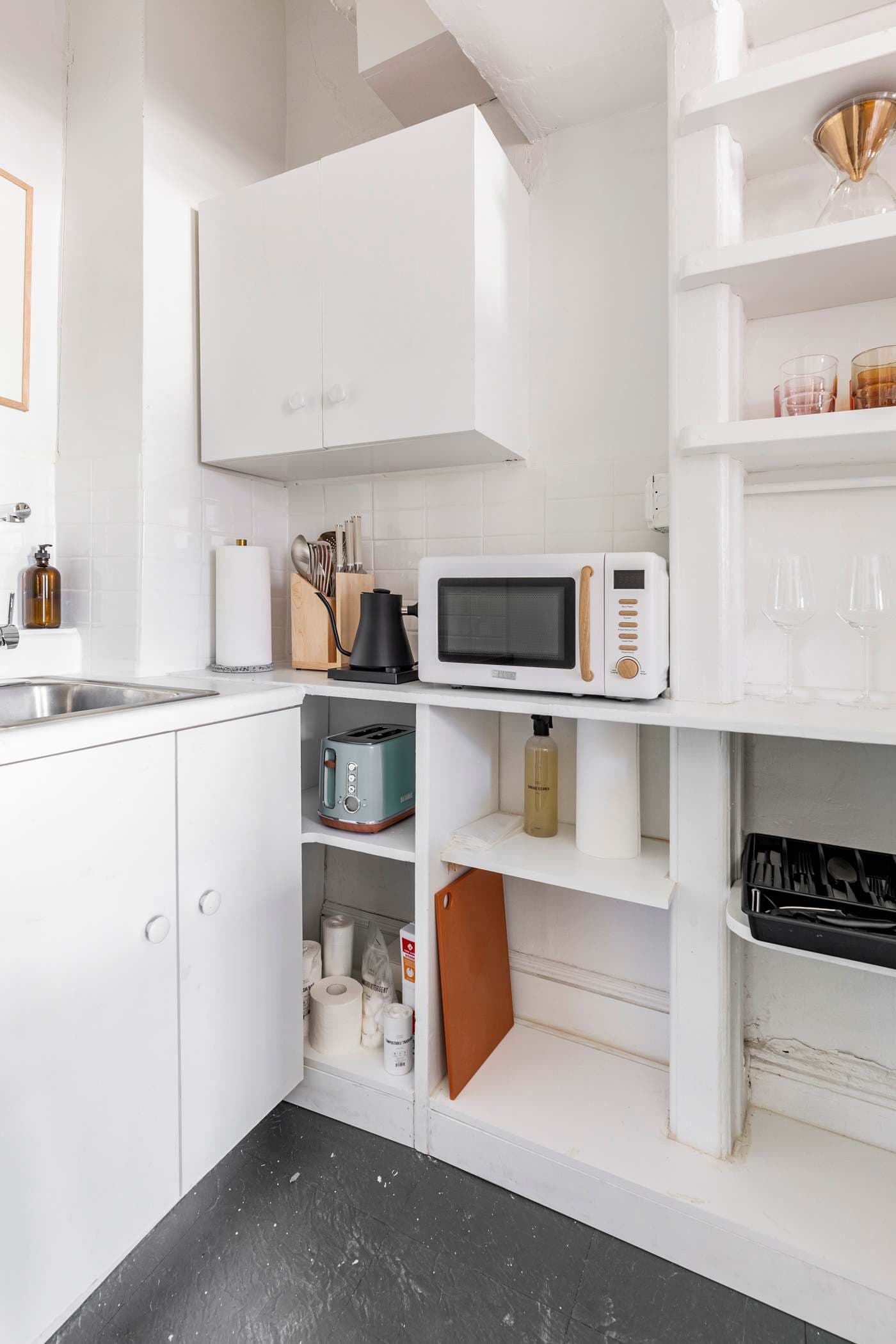 Brando House | West Village | Cozy Apartment photo 13