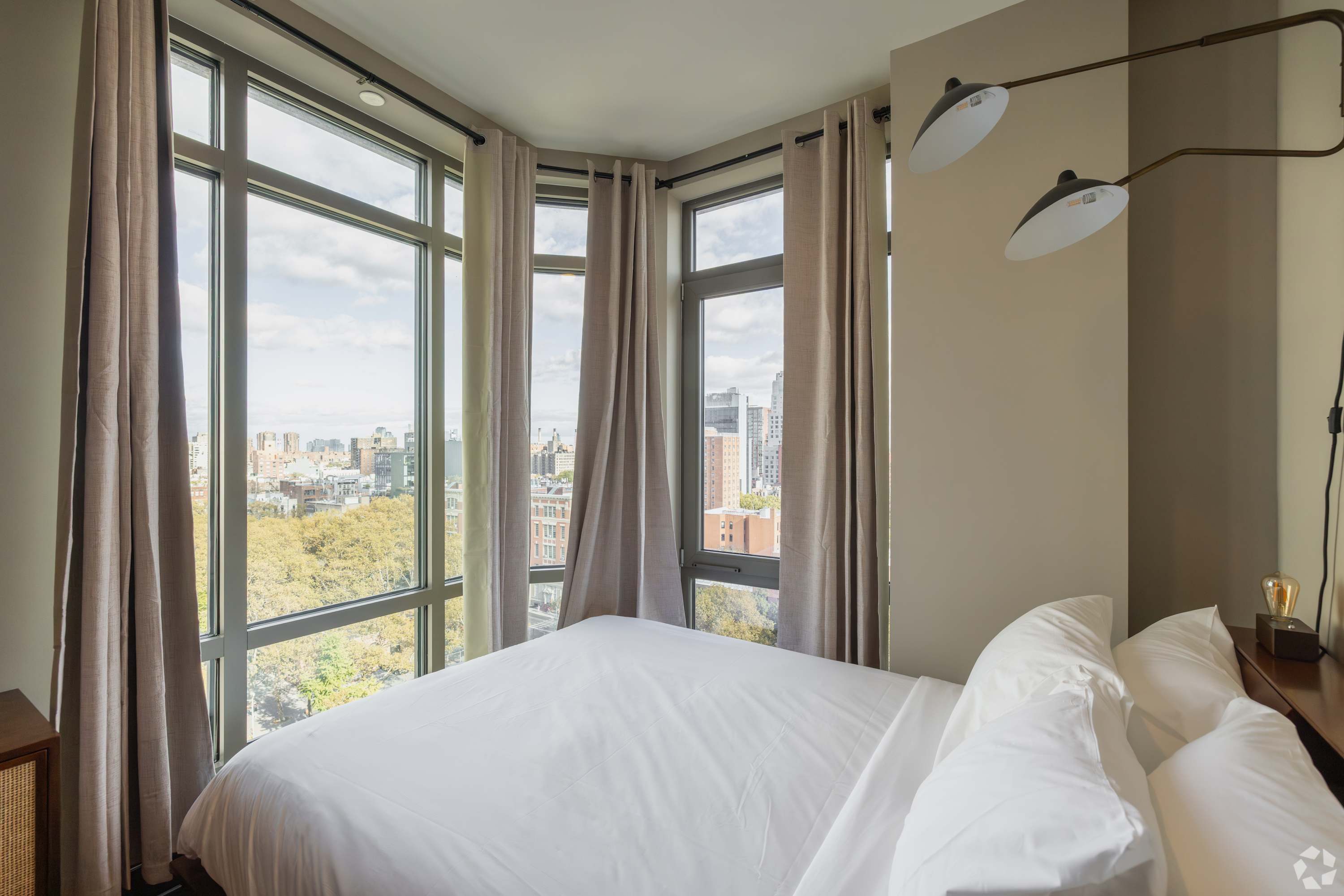 Freeman 1203 | Lower East Side | Condo with Shared Amenities main photo